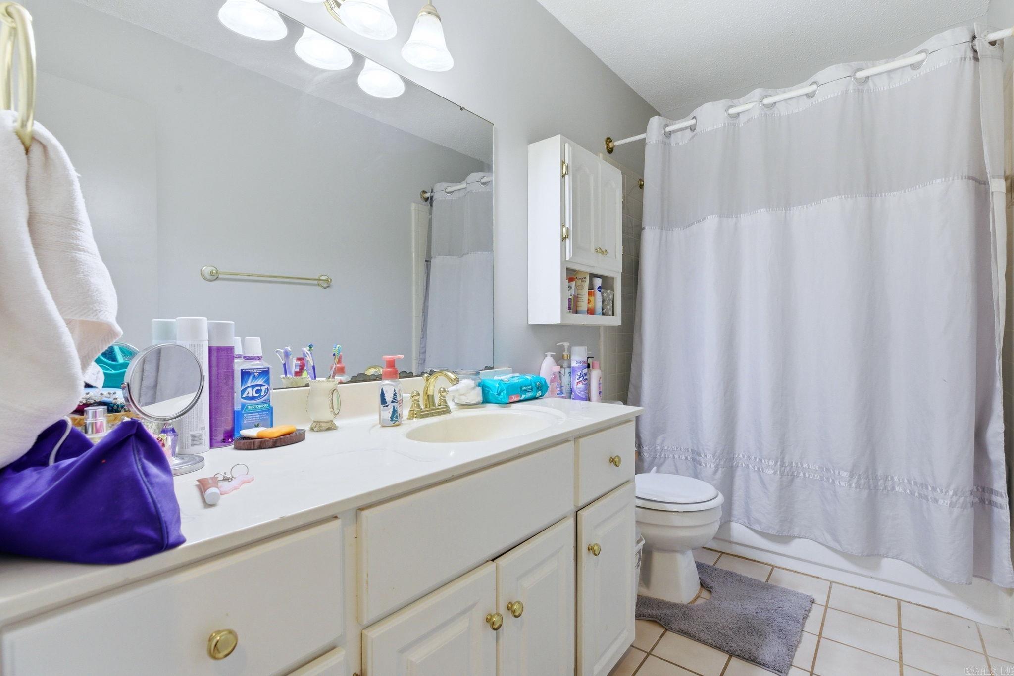 GIBRALTER HGTS - Residential