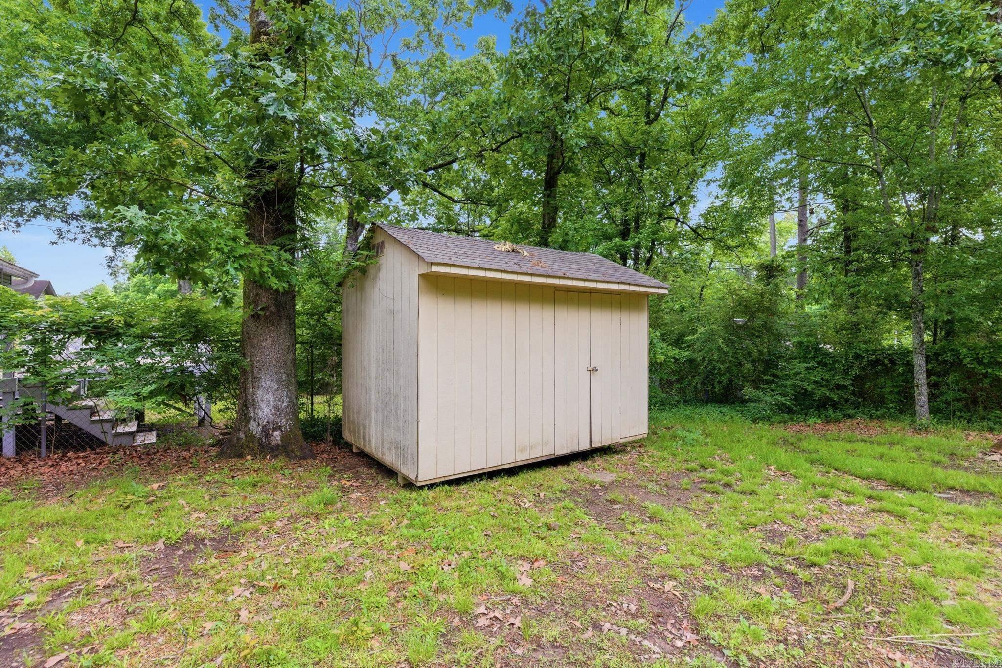 GIBRALTER HGTS - Residential