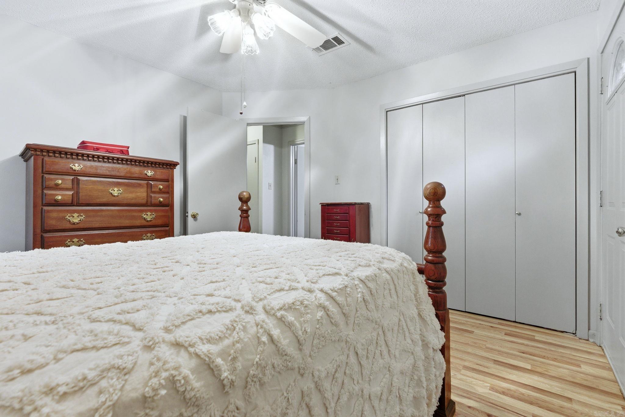 GIBRALTER HGTS - Residential