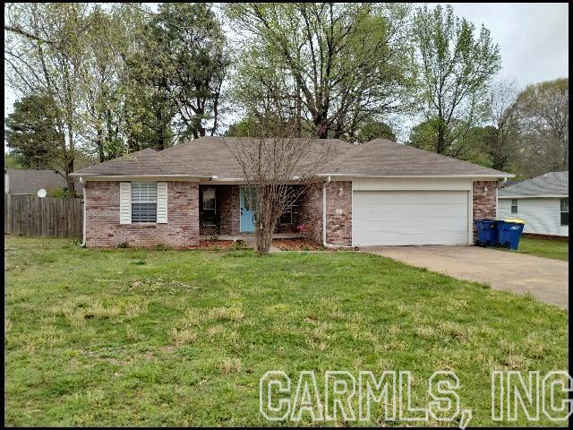 *CABOT* NICE HOME IN ROBINWOOD III SUBDIVISION!! This 3 Bedroom And 2 Bath Home Has 1480 Square Feet! 2-Car Garage For Parking! Fenced In Backyard! Range, Fridge, And Dishwasher & Disposal!! Eat-In Dining! NO SMOKING! PET FRIENDLY!! AVAILABLE LATE JULY 2025!!! <a href='https://raineyrealty.com/virtualtour.php?r=LCHdgm'> Click here for a 360° Virtual Tour</a>