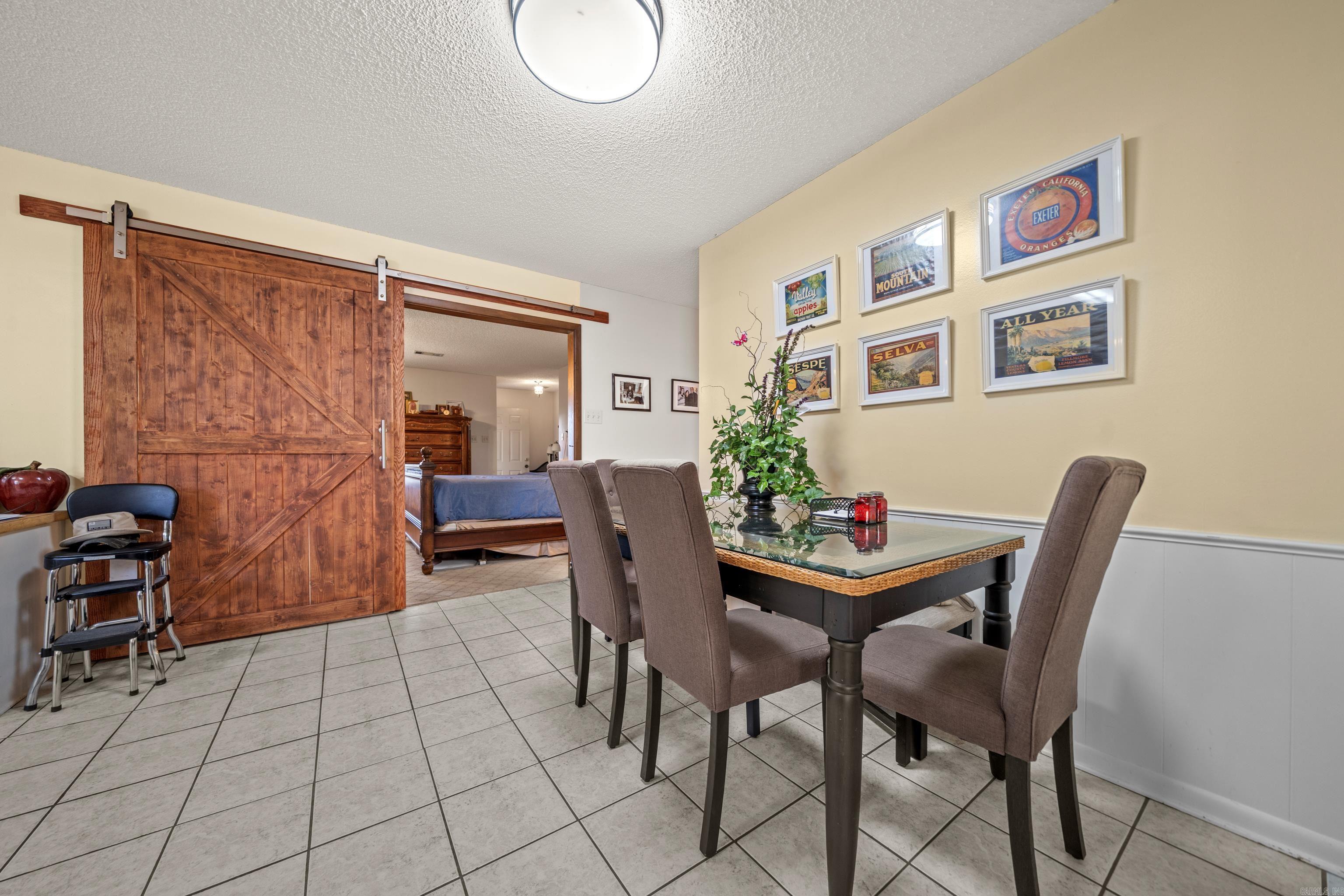 MOUNTAIN OAKS - Residential