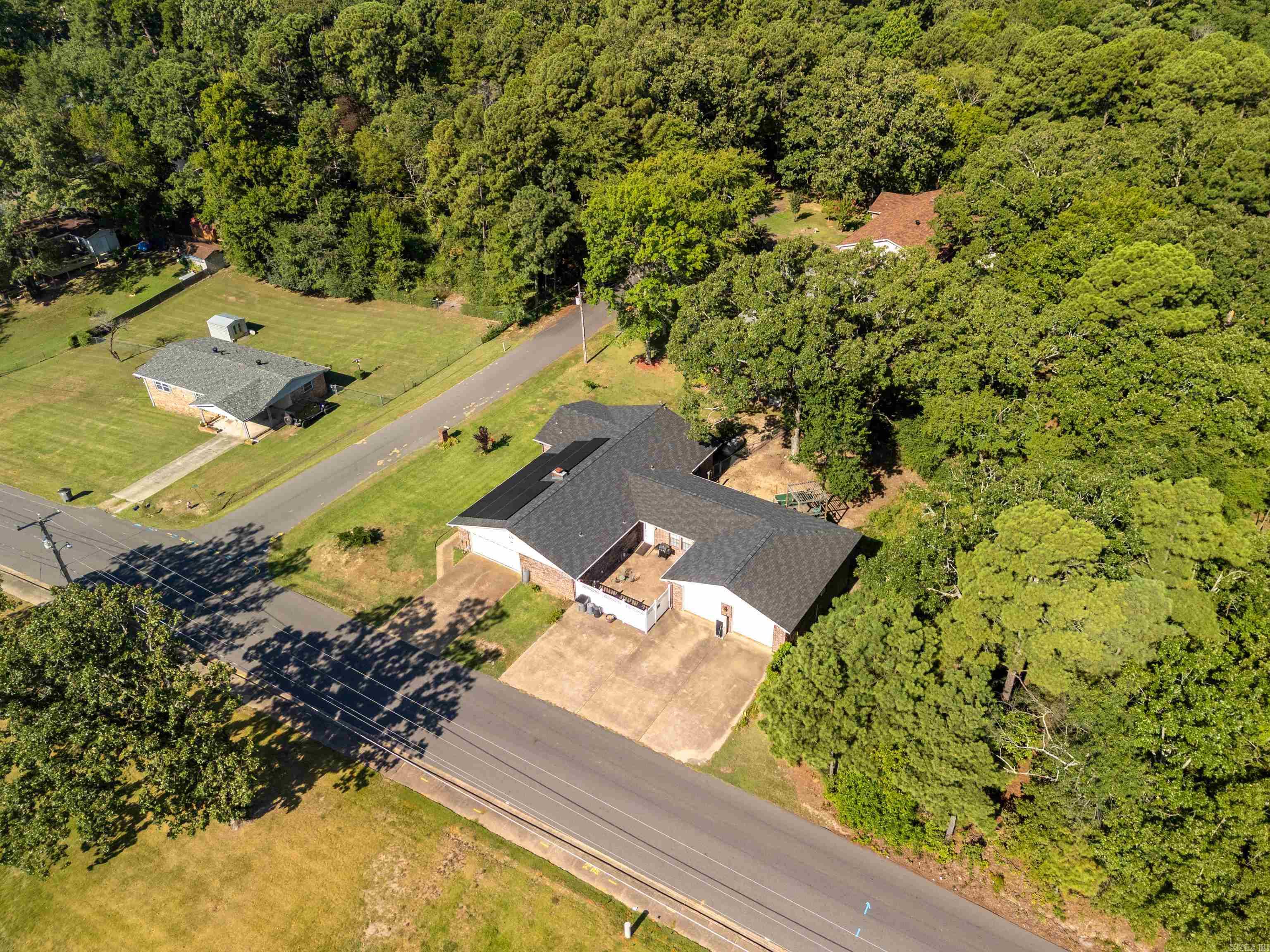 MOUNTAIN OAKS - Residential