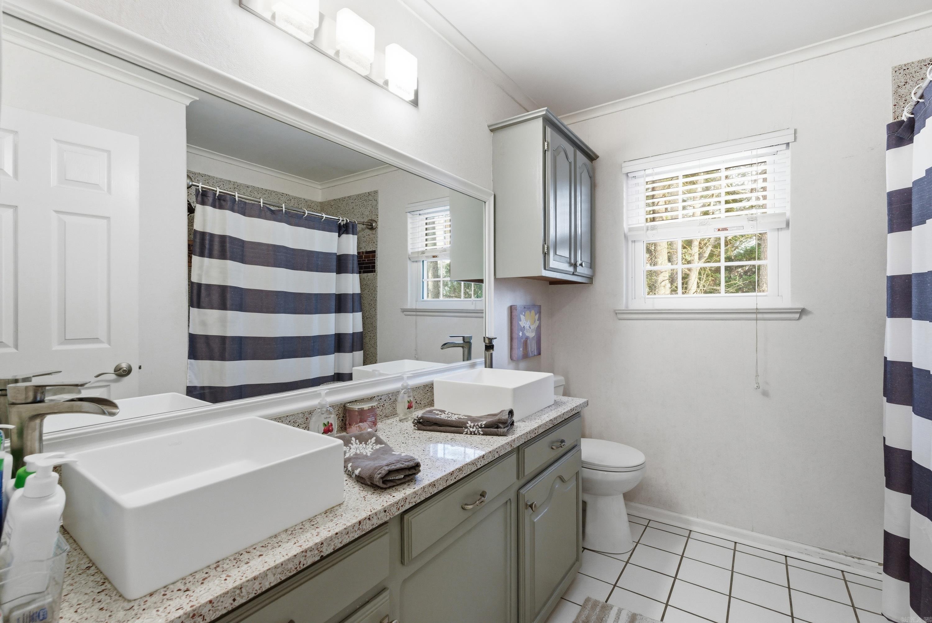 KIMBERLY MANOR ADDN - Residential