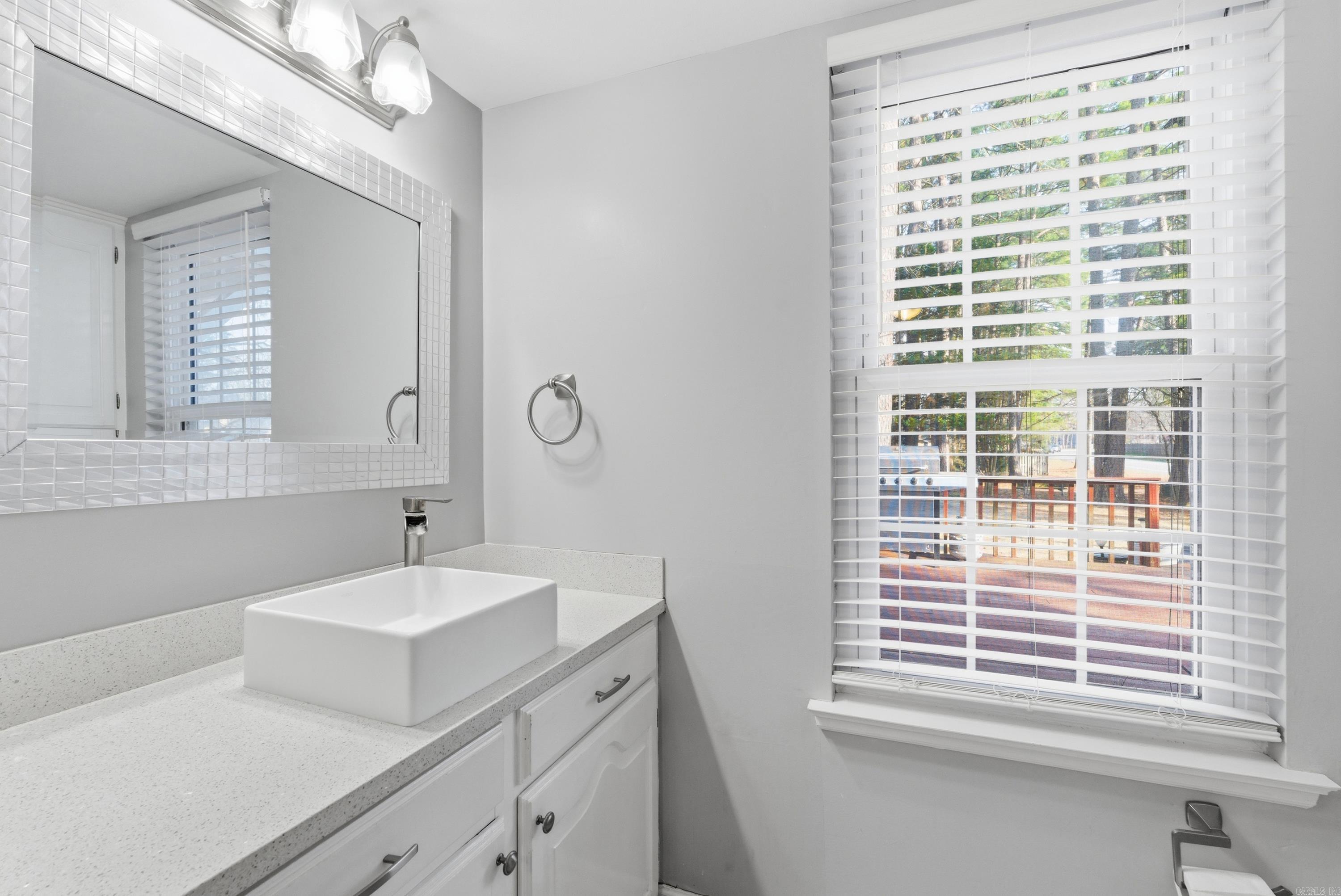 KIMBERLY MANOR ADDN - Residential