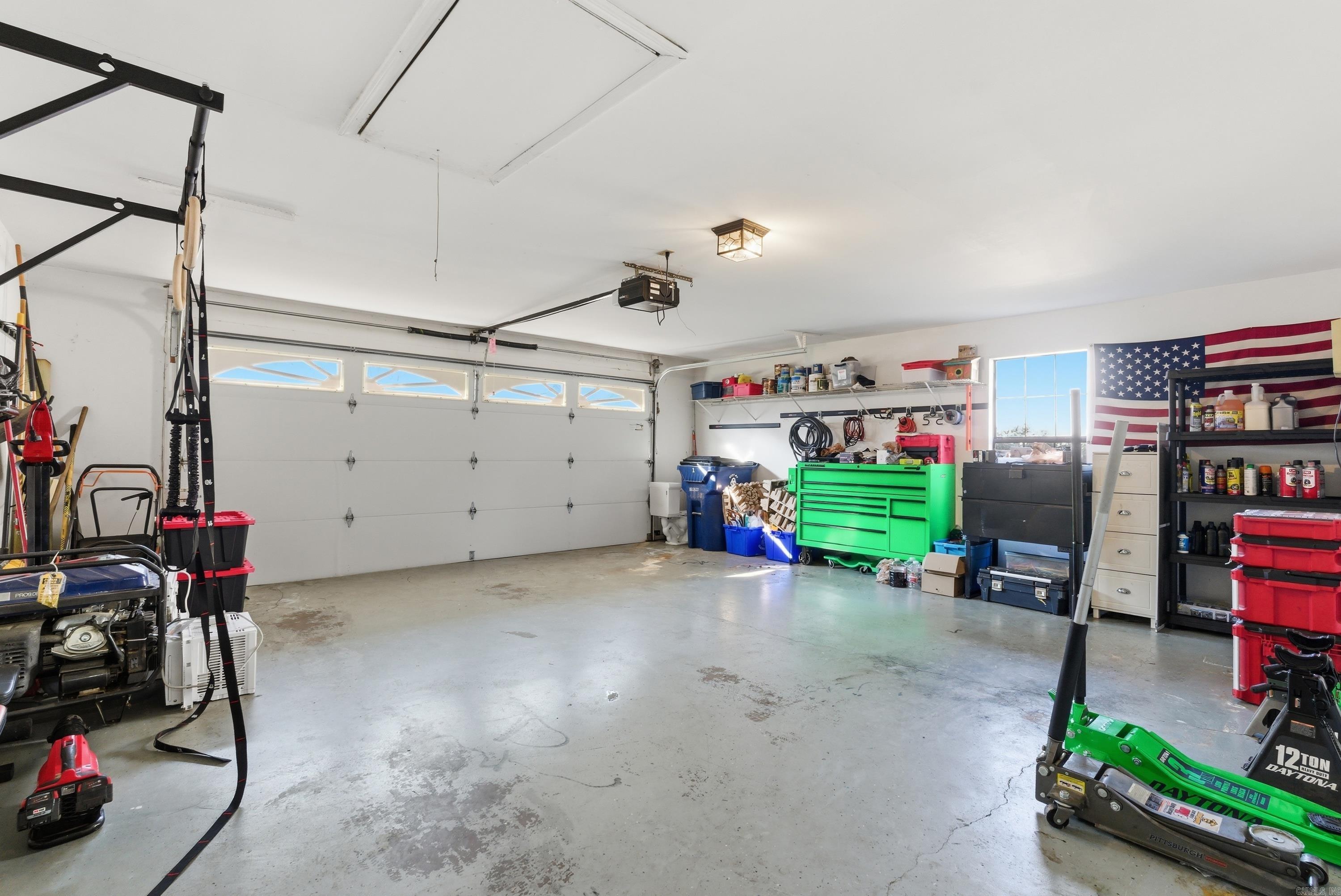 KIMBERLY MANOR ADDN - Residential