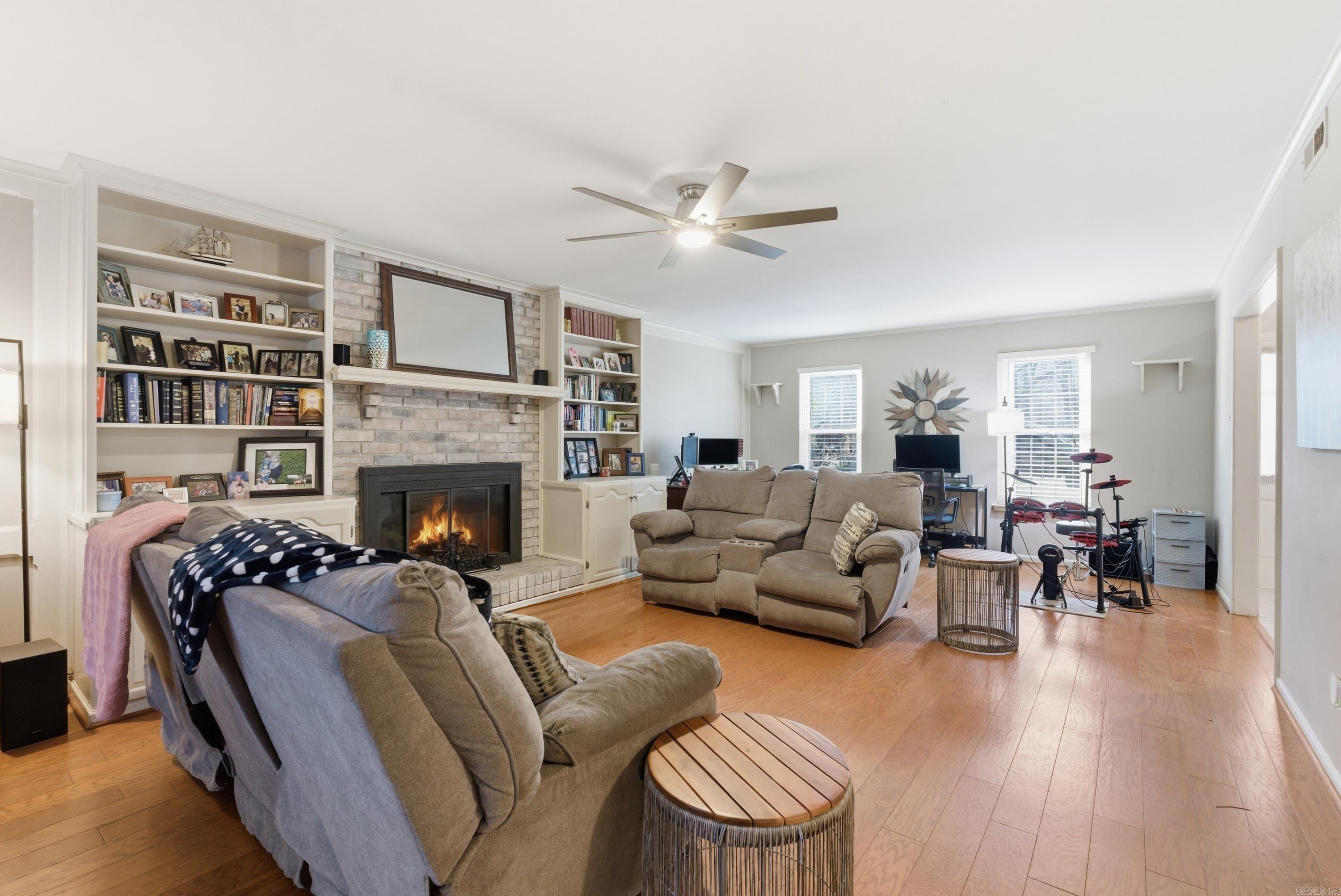 KIMBERLY MANOR ADDN - Residential