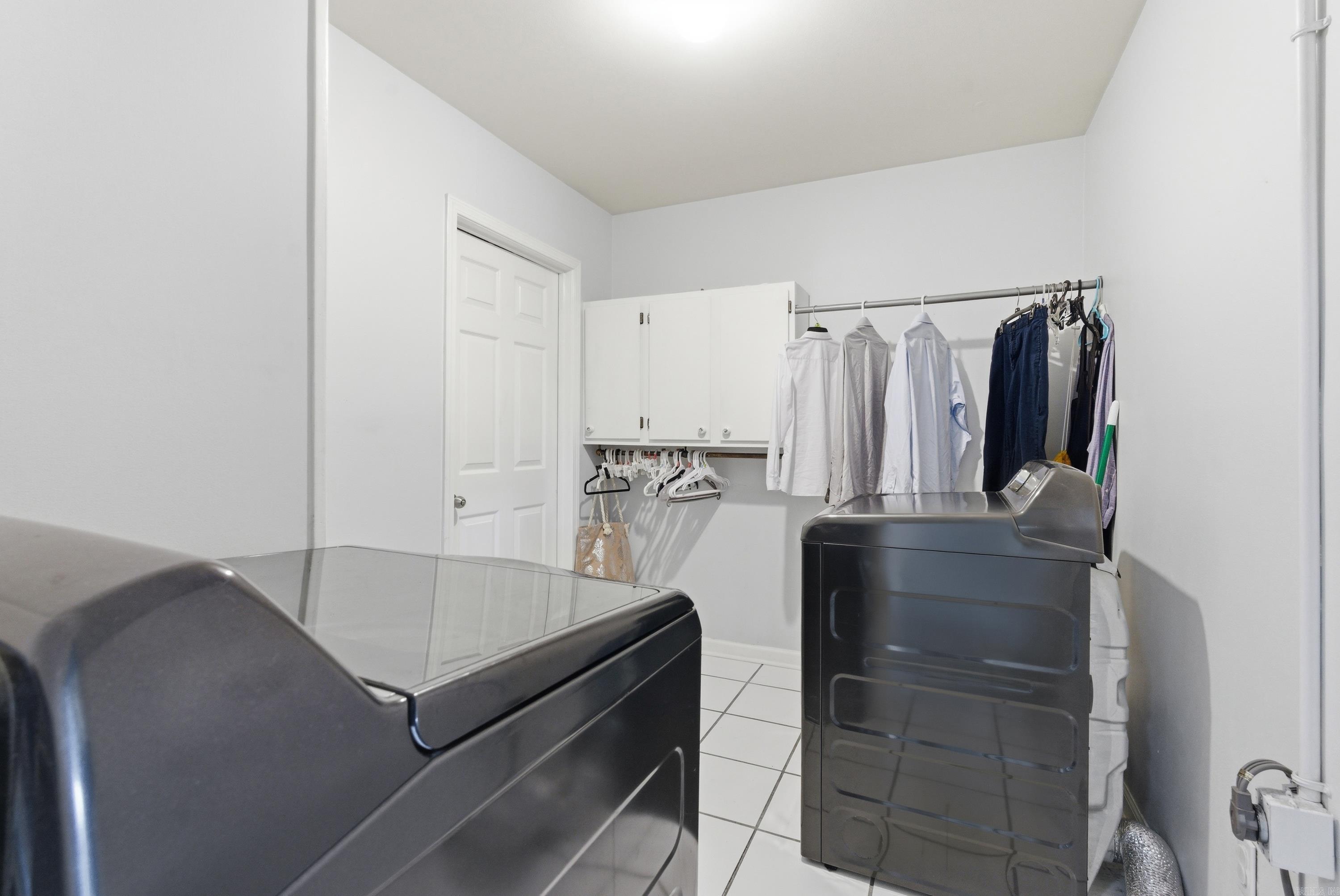 KIMBERLY MANOR ADDN - Residential