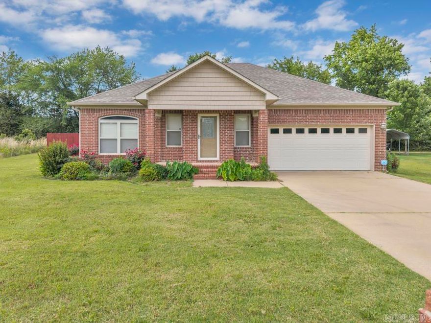 3/2 brick home in Spring Meadows Subdivision! Roof is only 4 years old.  Split floor plan.  Nice size living room with gas log fireplace.  Spacious kitchen with island and all kitchen appliances convey.  Separate laundry room.  Primary bedroom has it's own full bath and a walk-in closet.  Large privacy fenced backyard and covered patio for outdoor enjoyment!