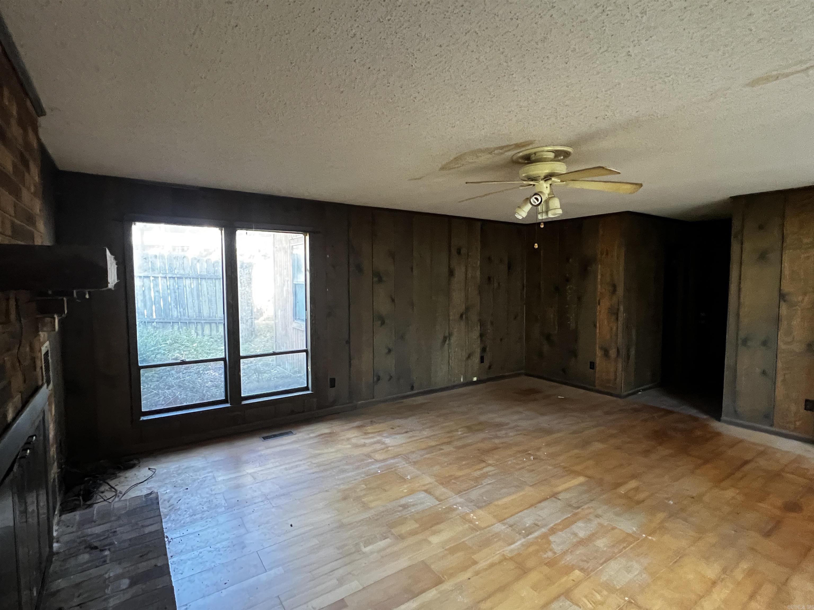 OVERBROOK - Residential