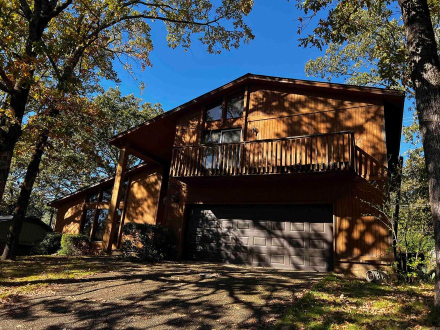 Calling all investors! Perfect opportunity to add to your portfolio. Sold "AS IS" agent please see remarks.