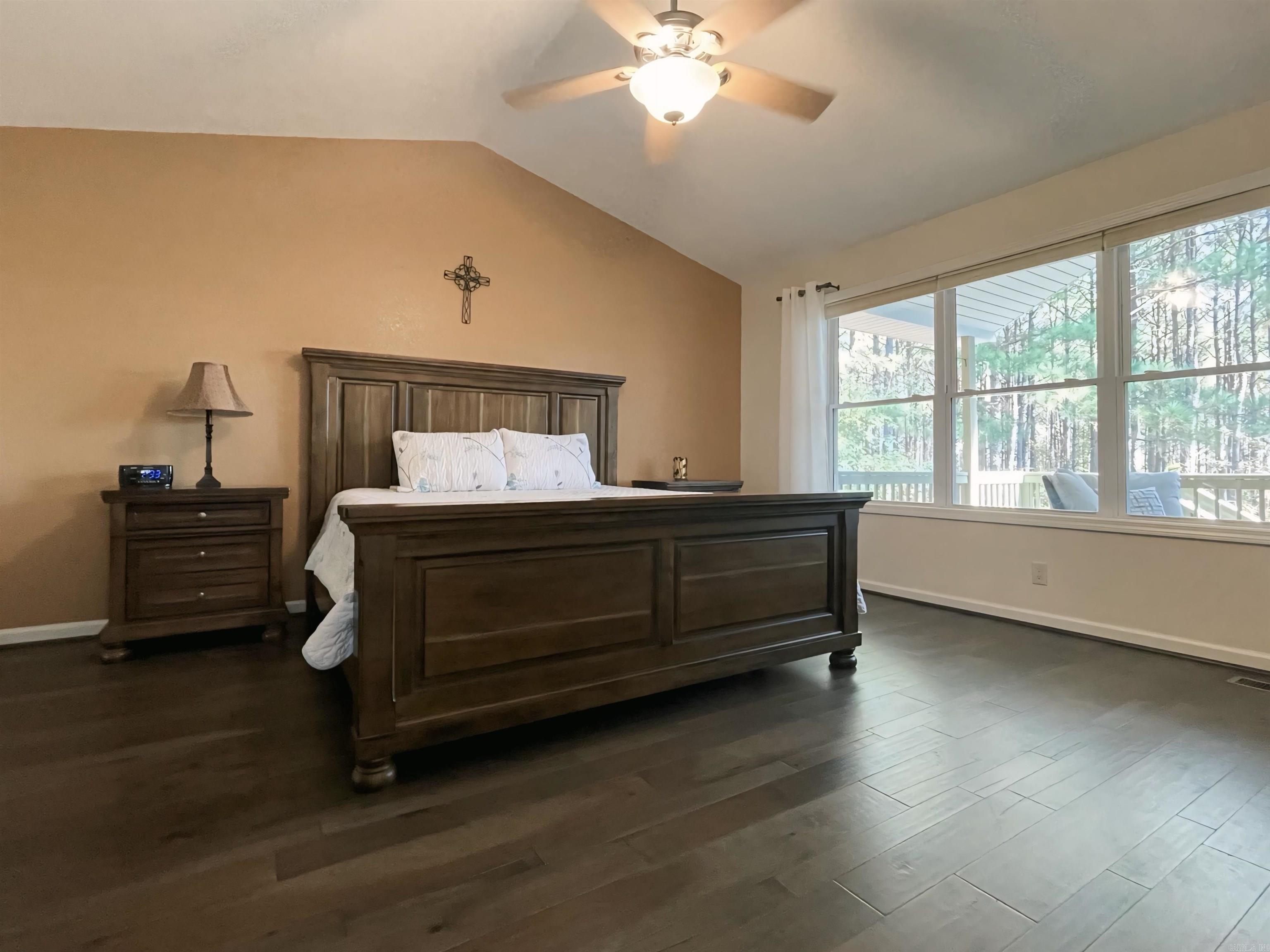 Isabella - Residential