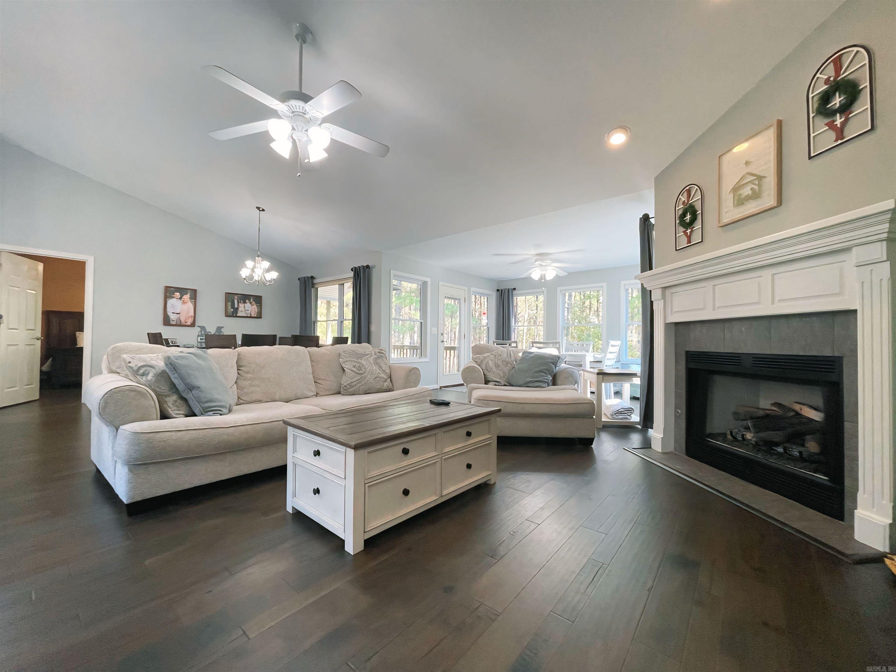 Isabella - Residential