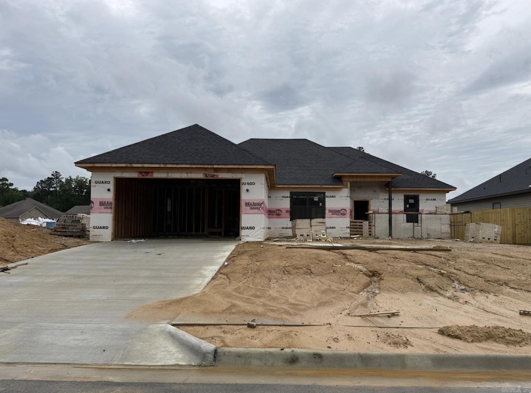 SPRINGTREE VILLAGE - Residential