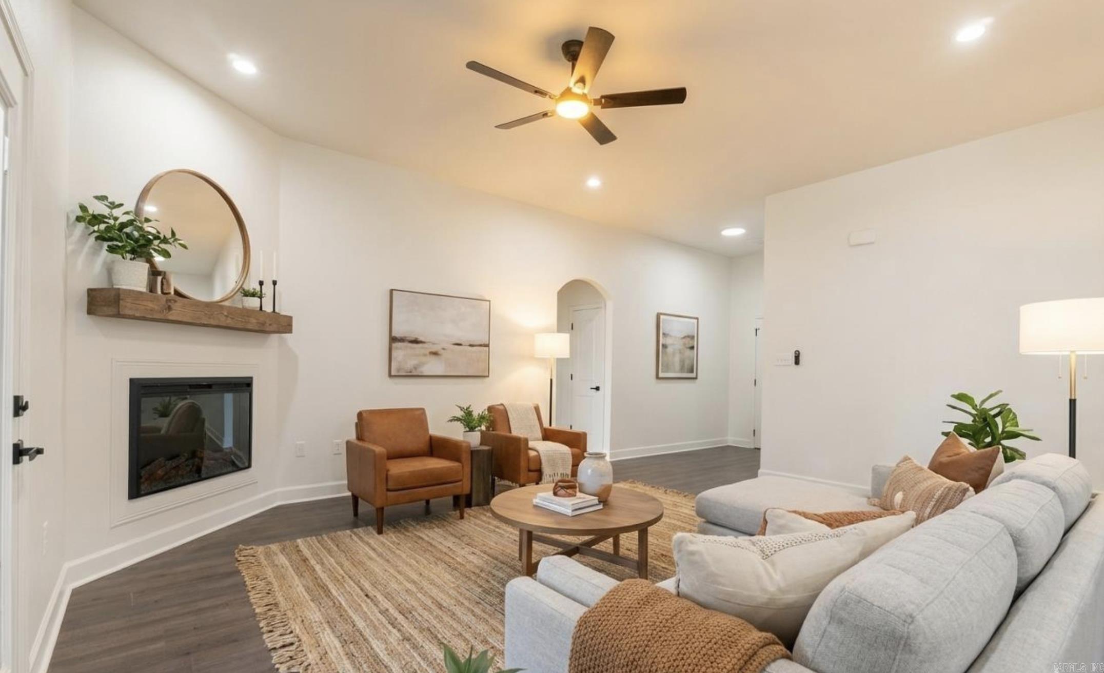 SPRINGTREE VILLAGE - Residential