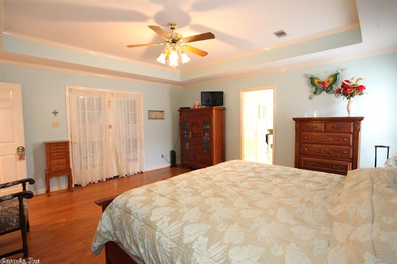 Royal Oaks - Residential