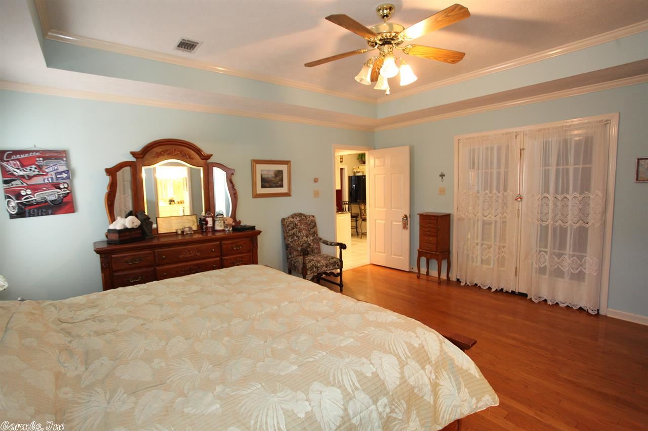 Royal Oaks - Residential