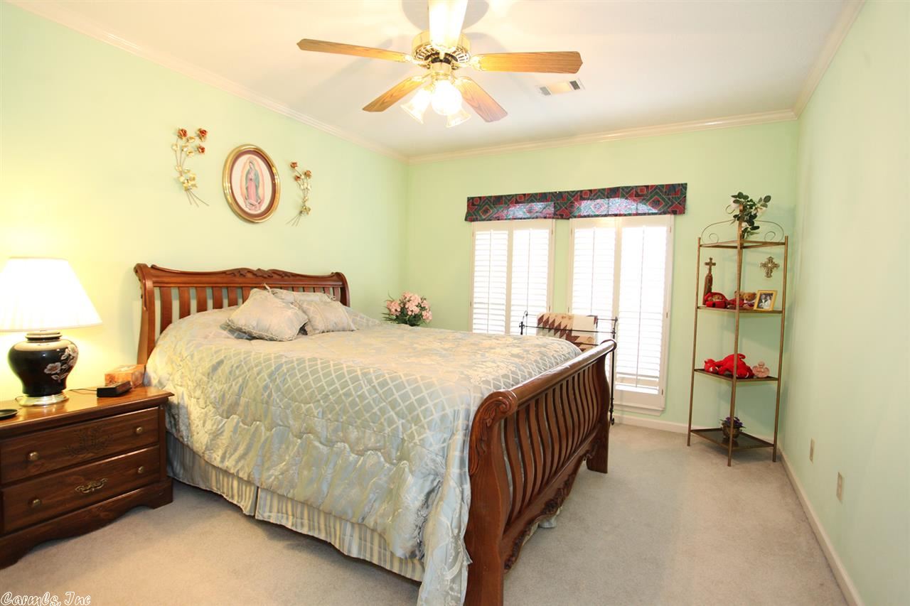 Royal Oaks - Residential