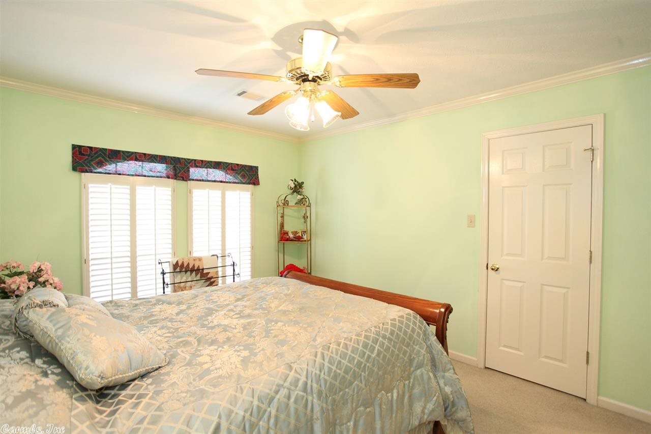 Royal Oaks - Residential