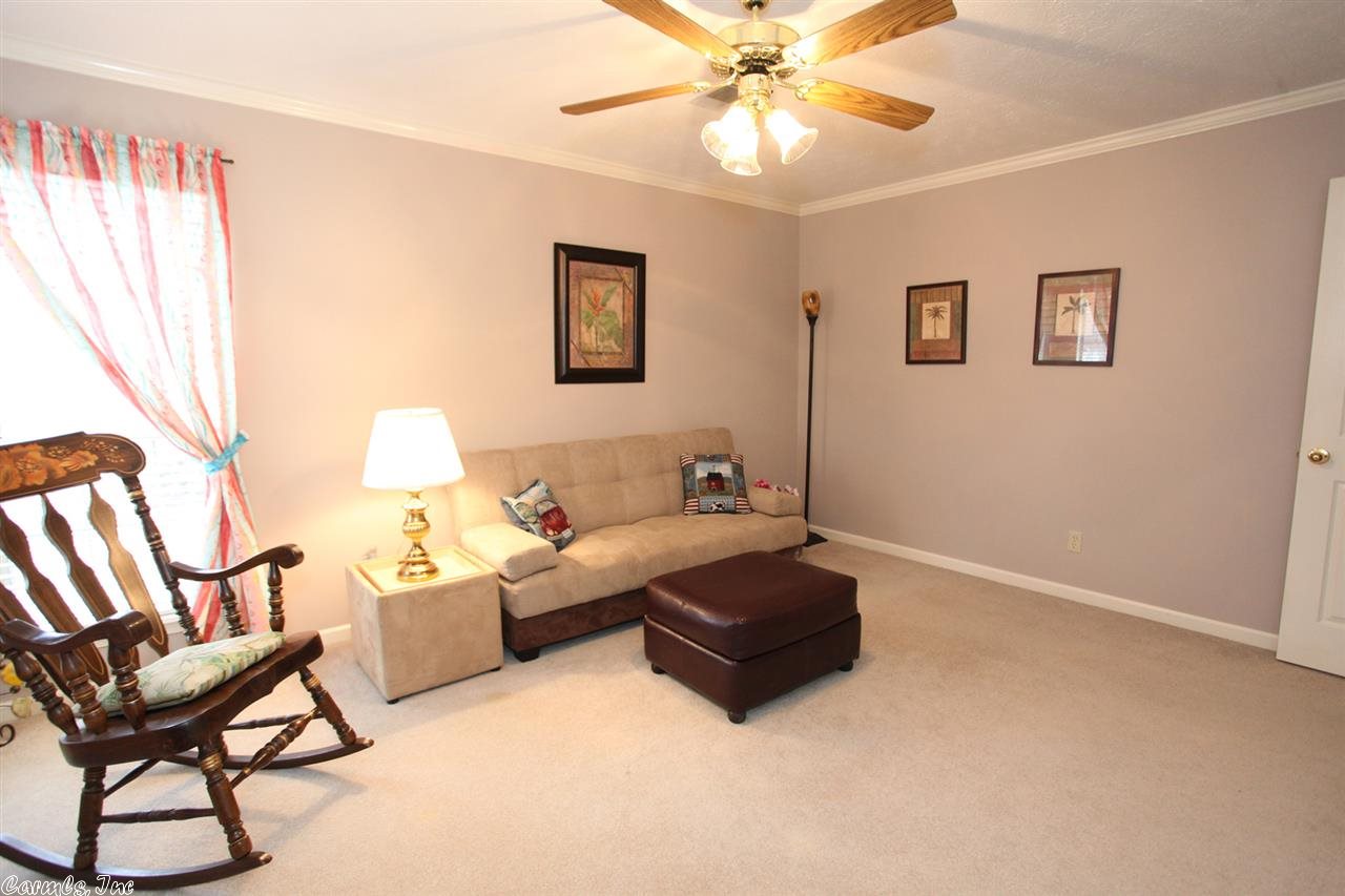 Royal Oaks - Residential