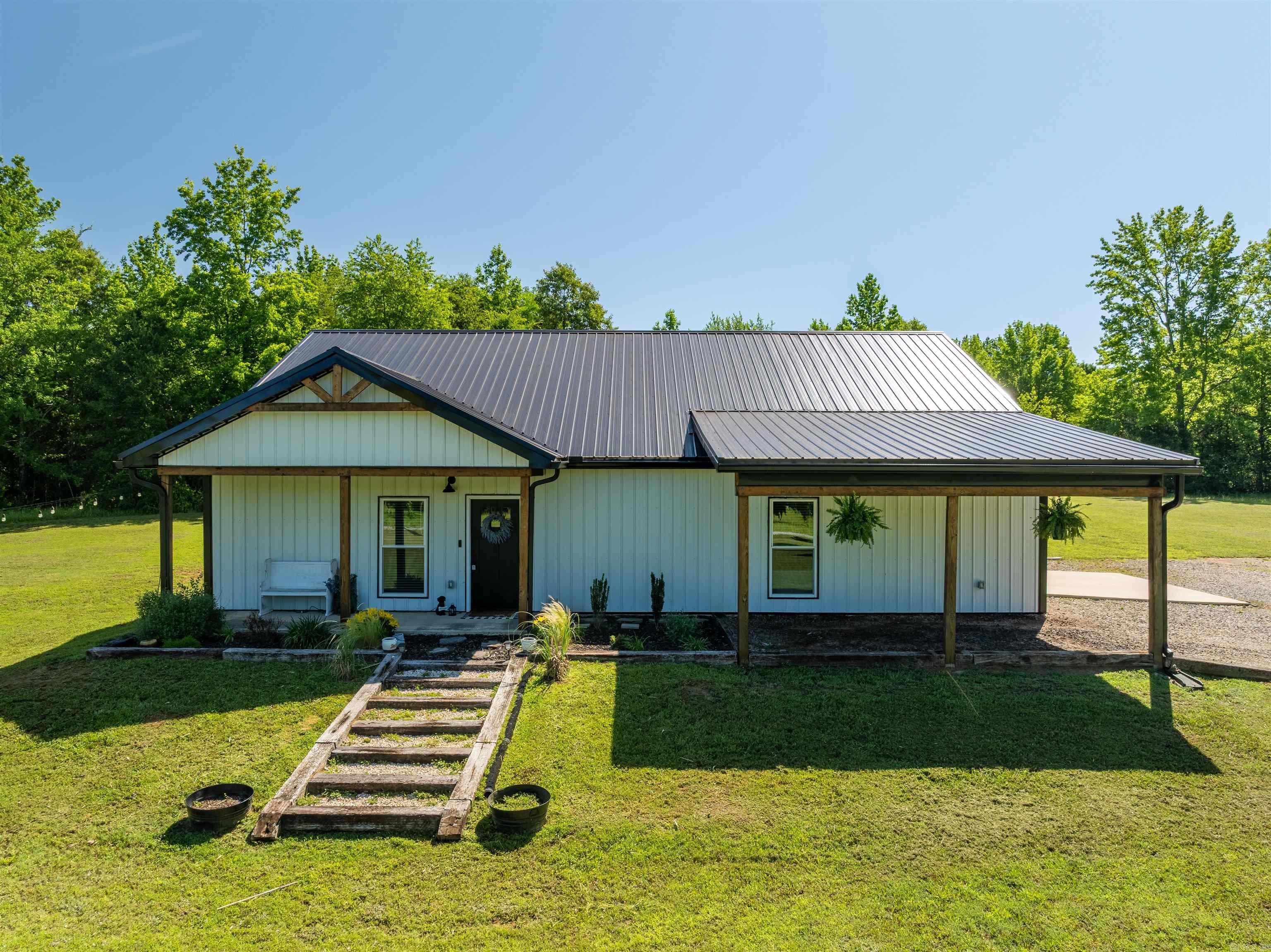 Metes & Bounds - Residential