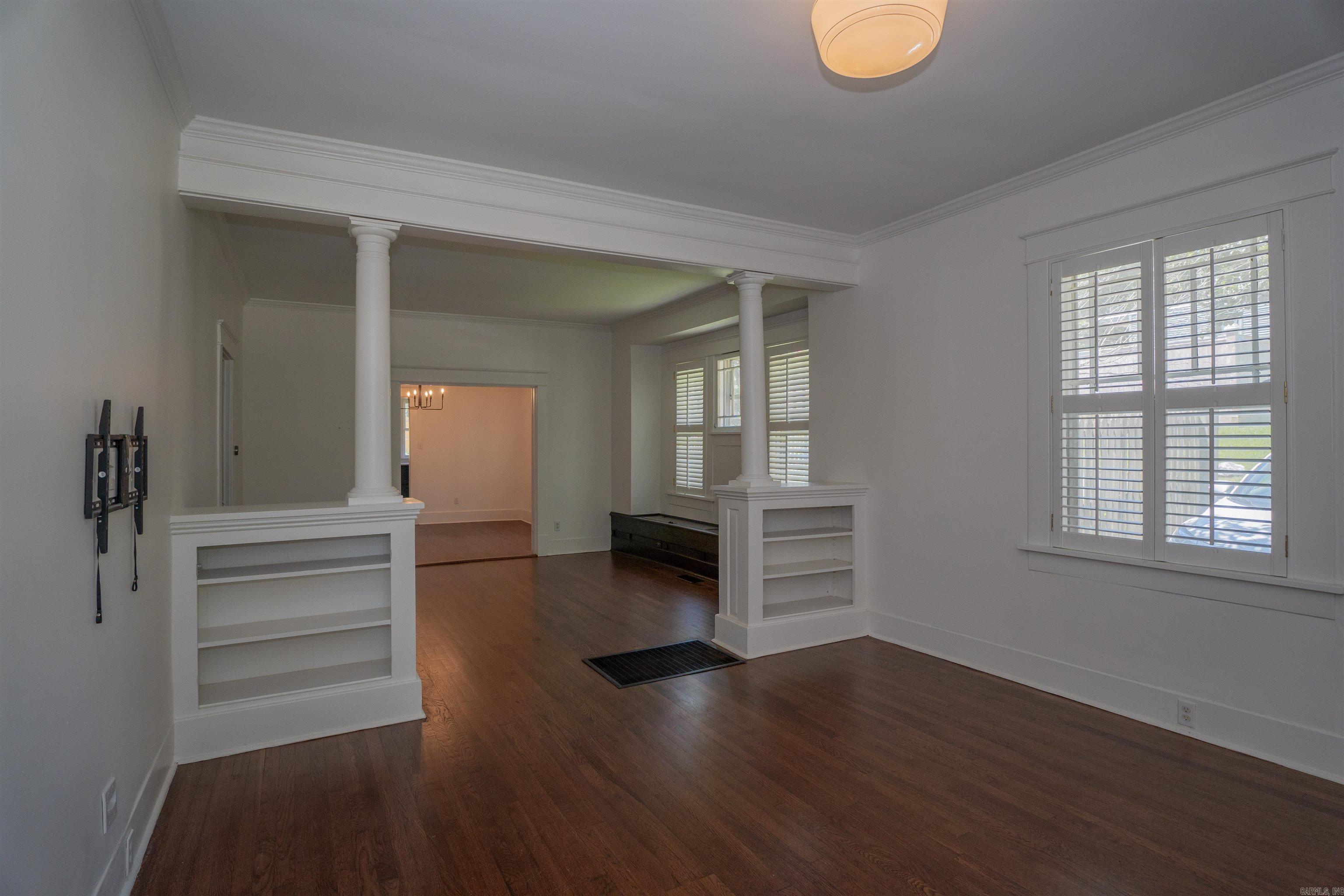 PULASKI HEIGHTS - Residential