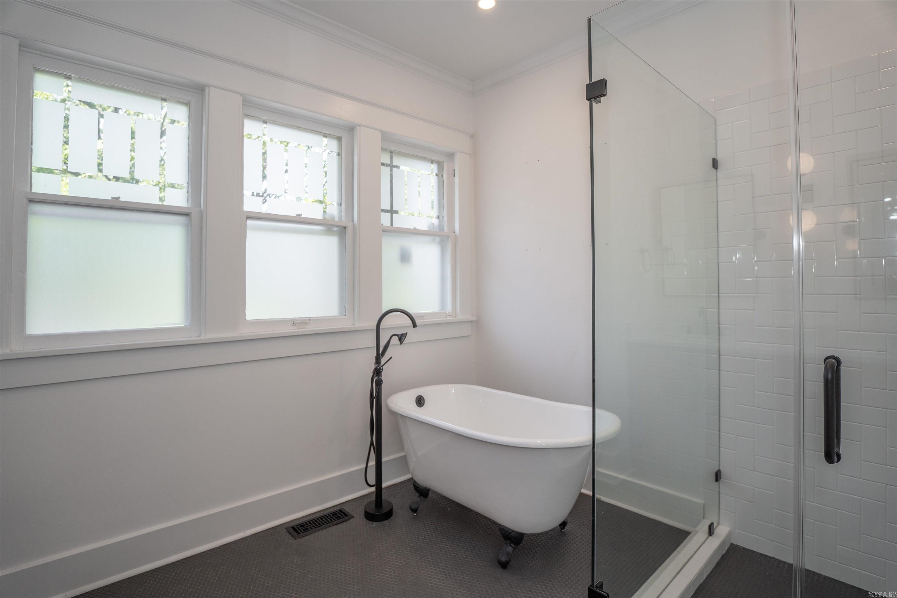 PULASKI HEIGHTS - Residential