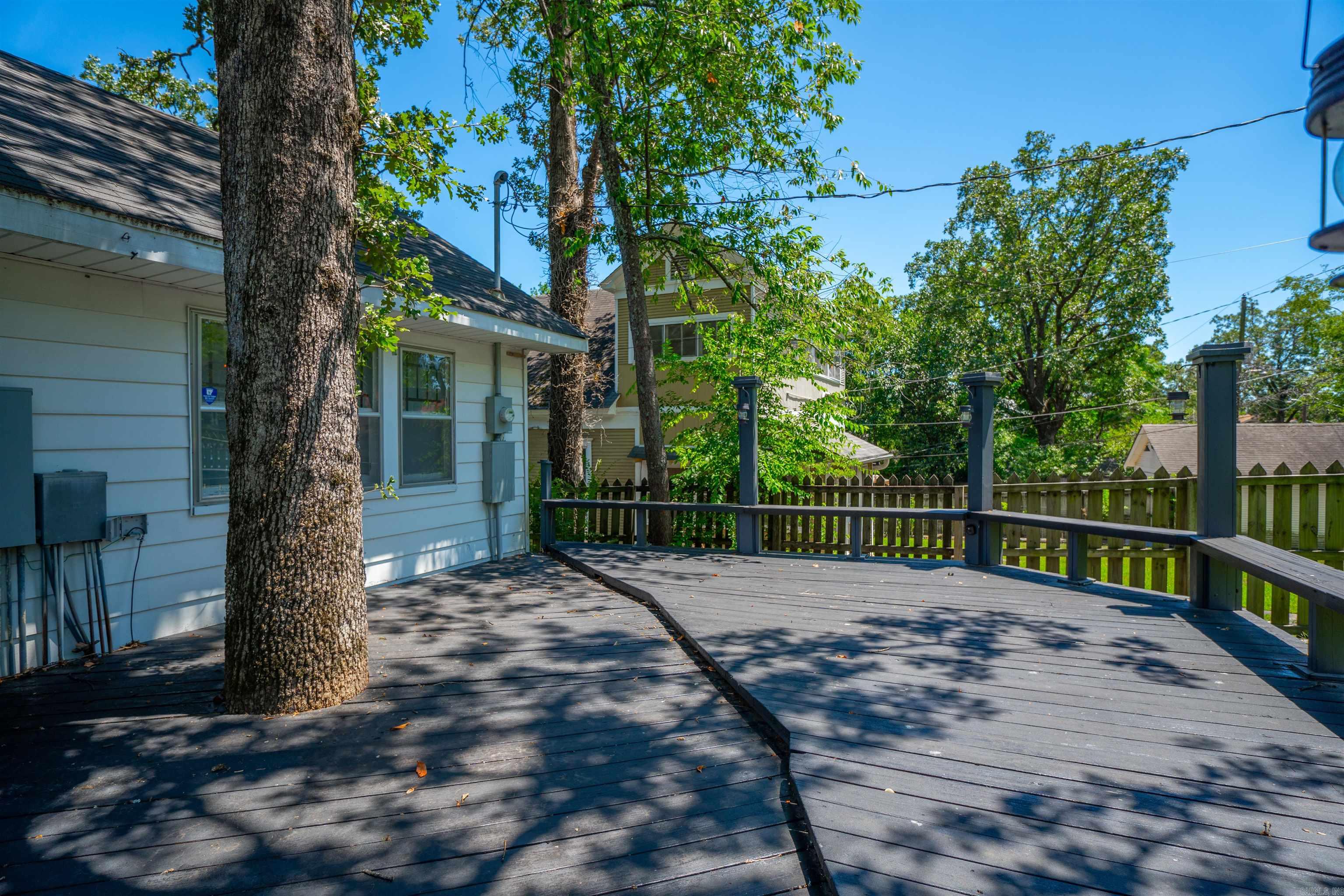 PULASKI HEIGHTS - Residential