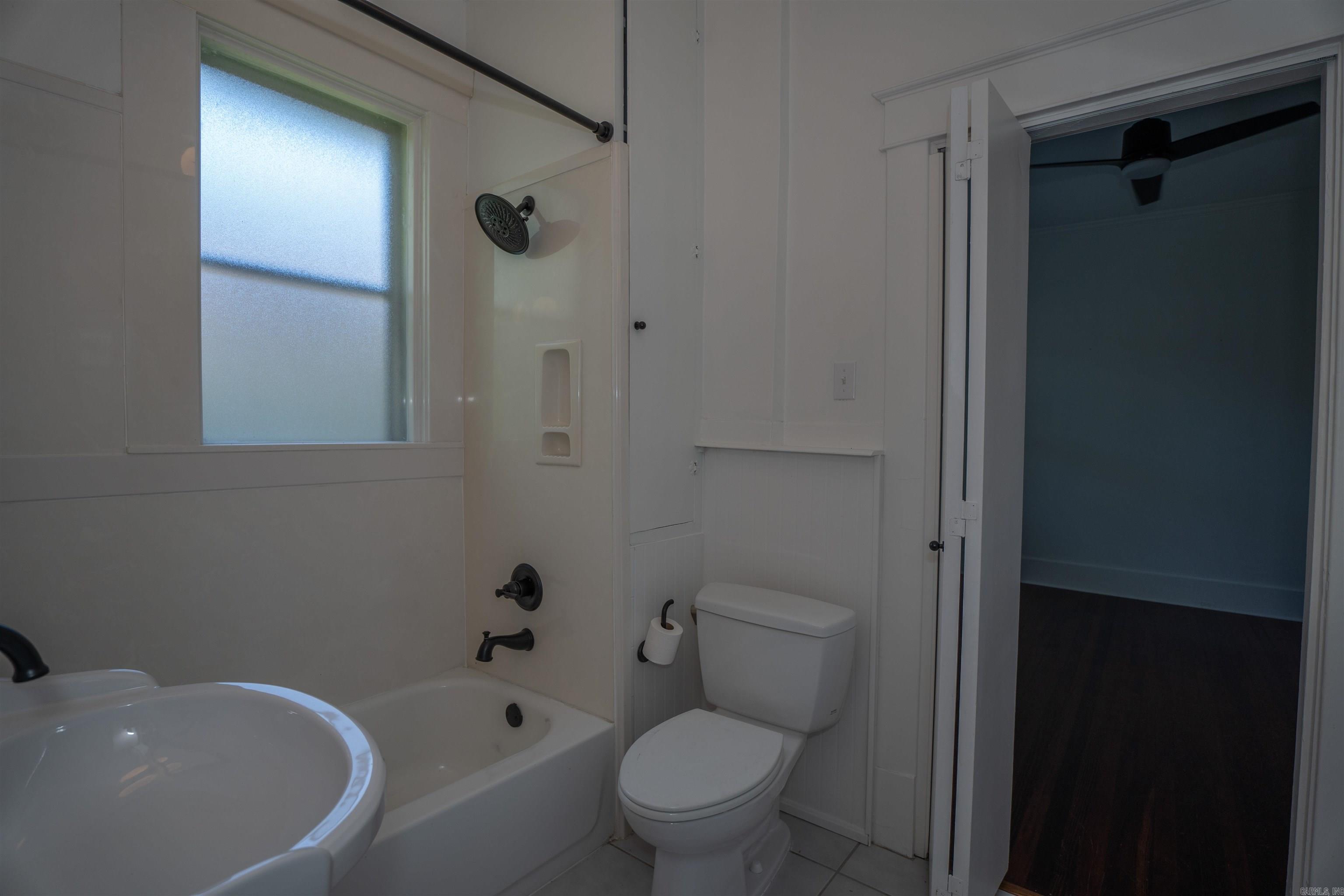 PULASKI HEIGHTS - Residential