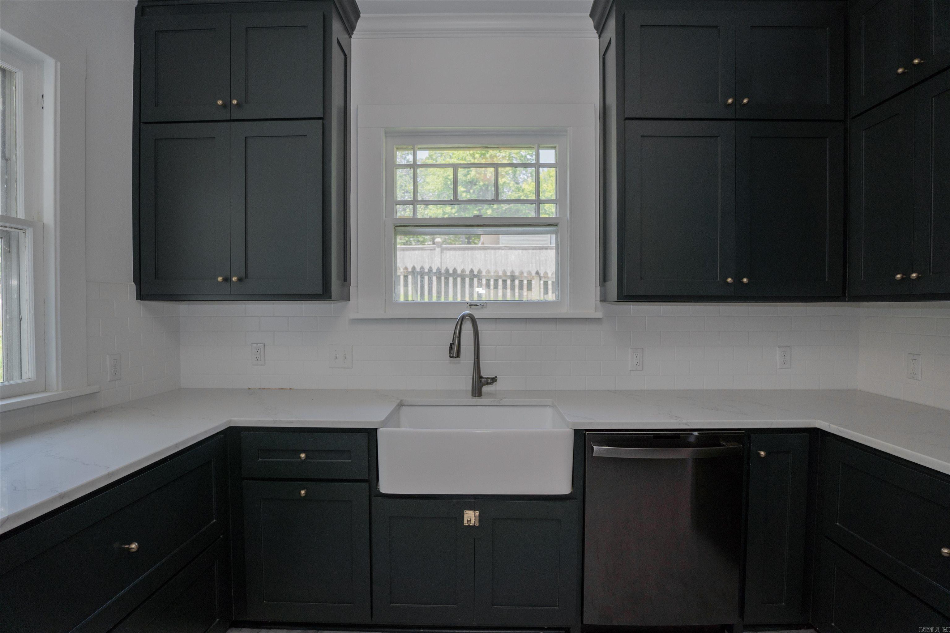 PULASKI HEIGHTS - Residential