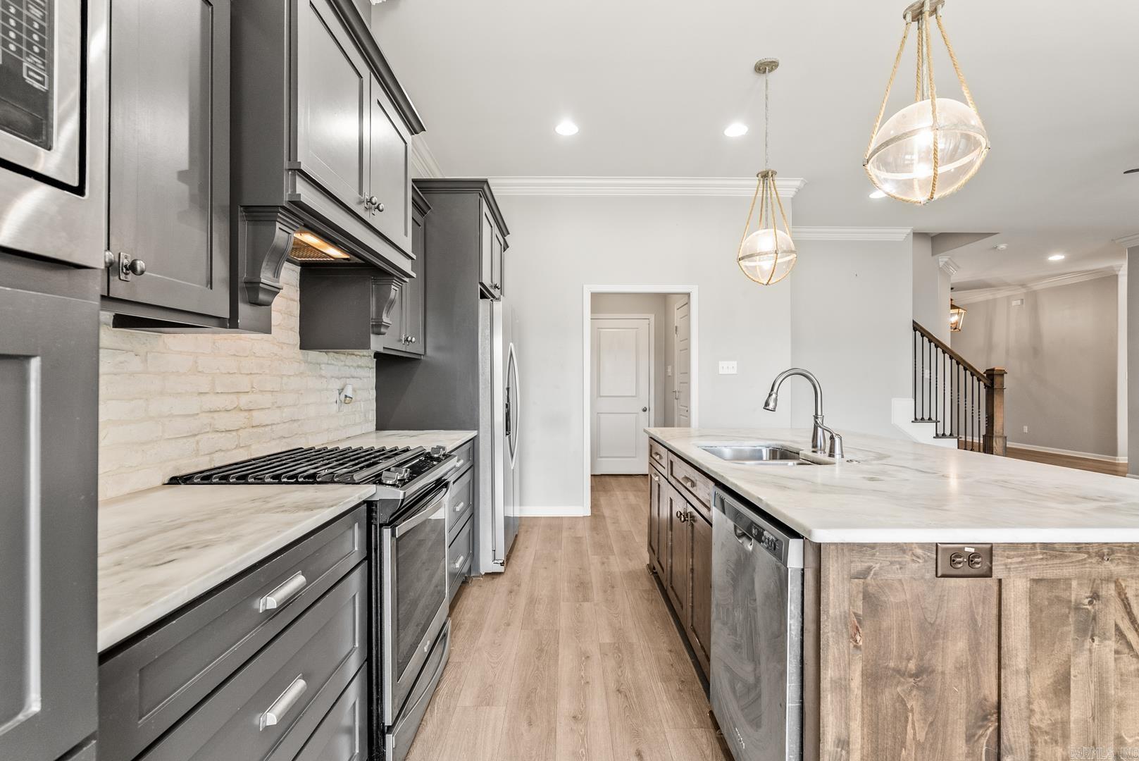 KENSINGTON PLACE - Residential