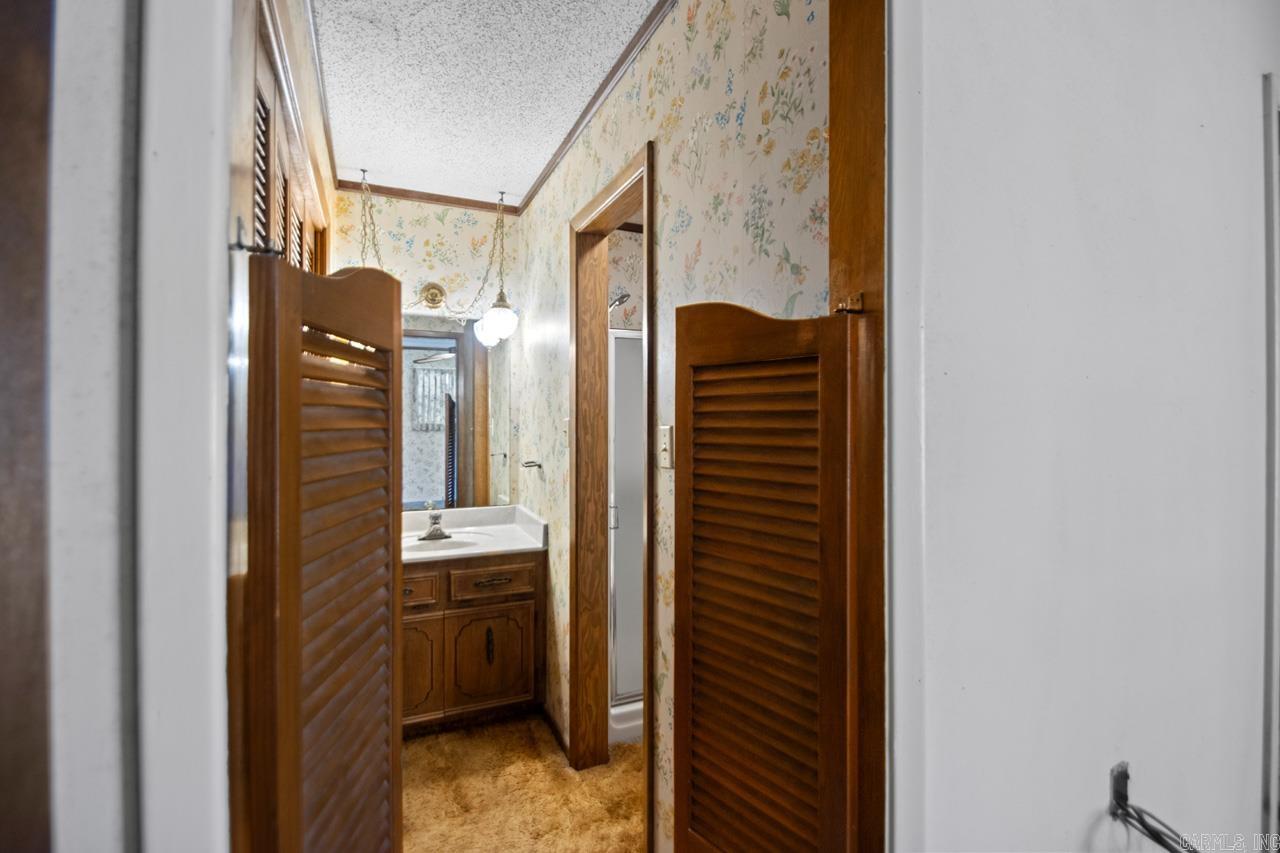 SHANNON HILLS s - Residential