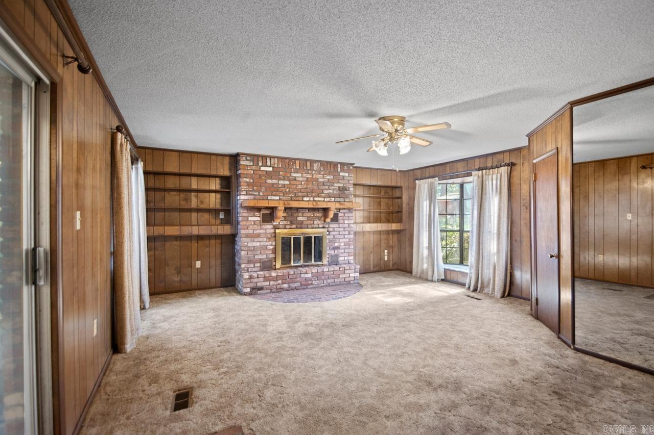 SHANNON HILLS s - Residential