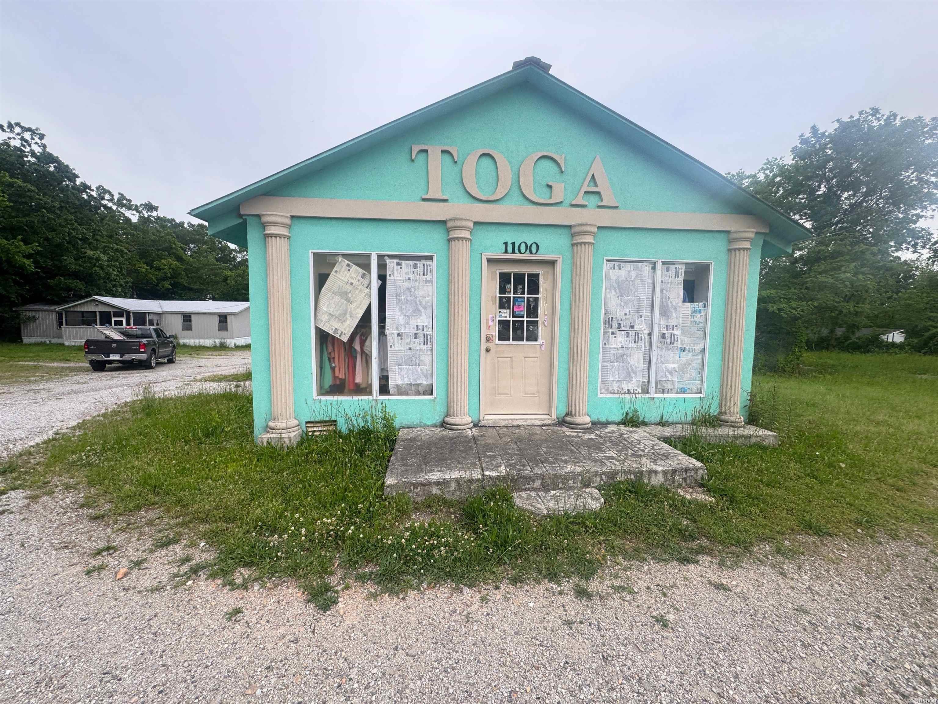 McKowns - Commercial Sale