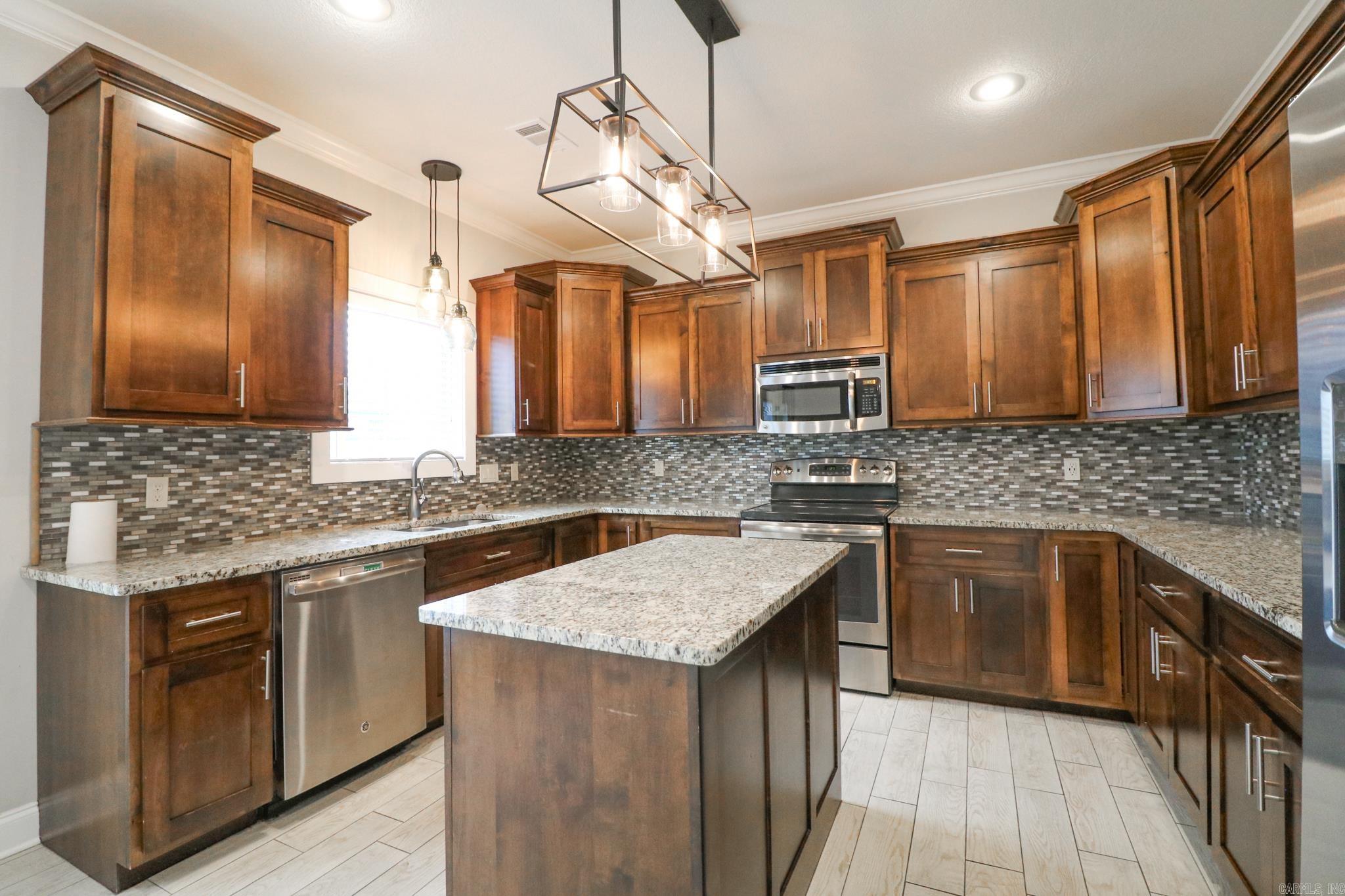 STONERIDGE ESTATES - Residential