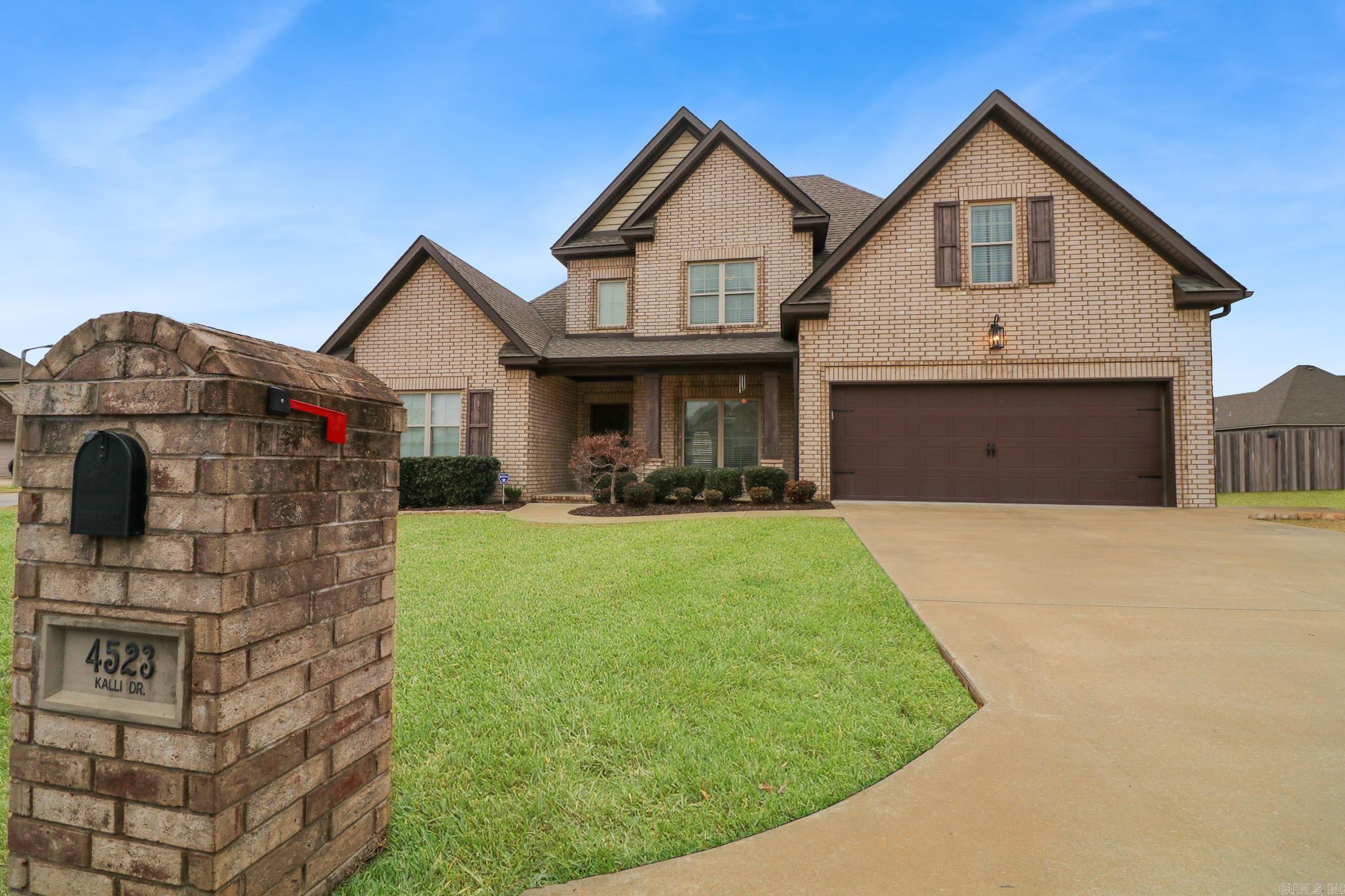 STONERIDGE ESTATES - Residential