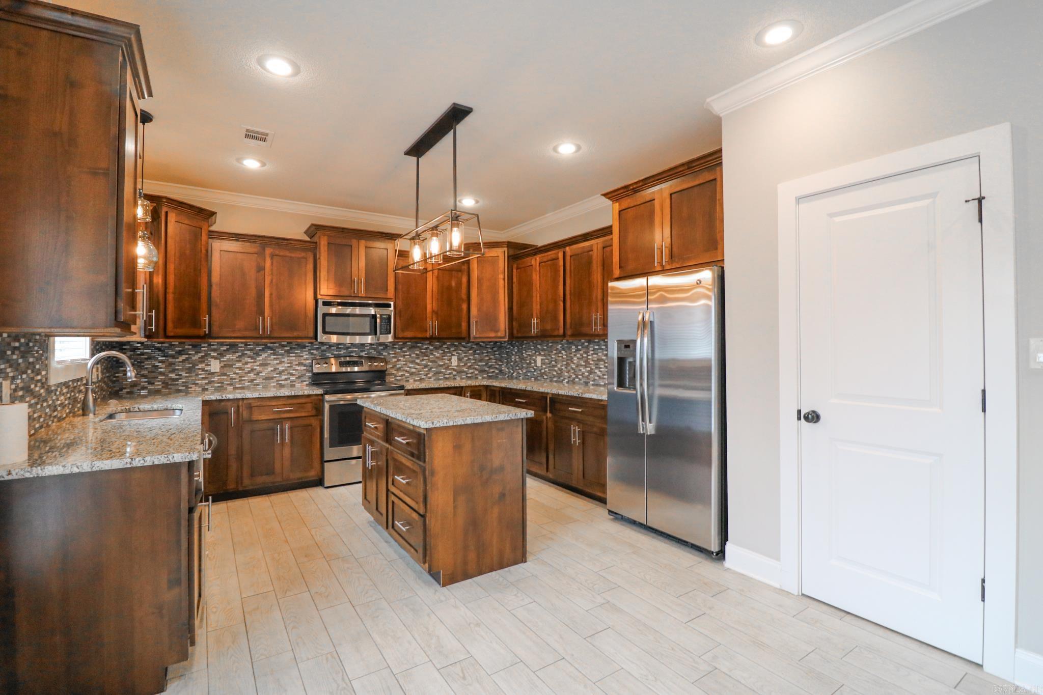 STONERIDGE ESTATES - Residential