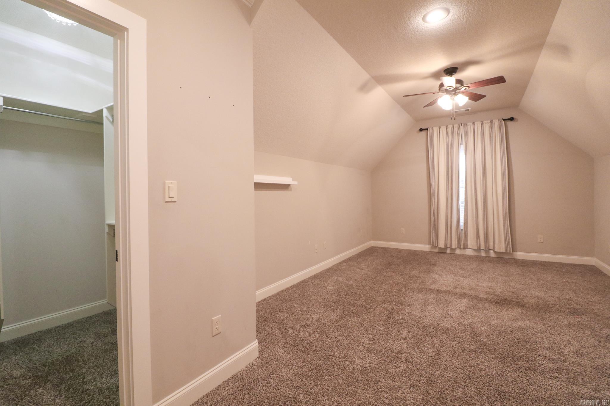 STONERIDGE ESTATES - Residential