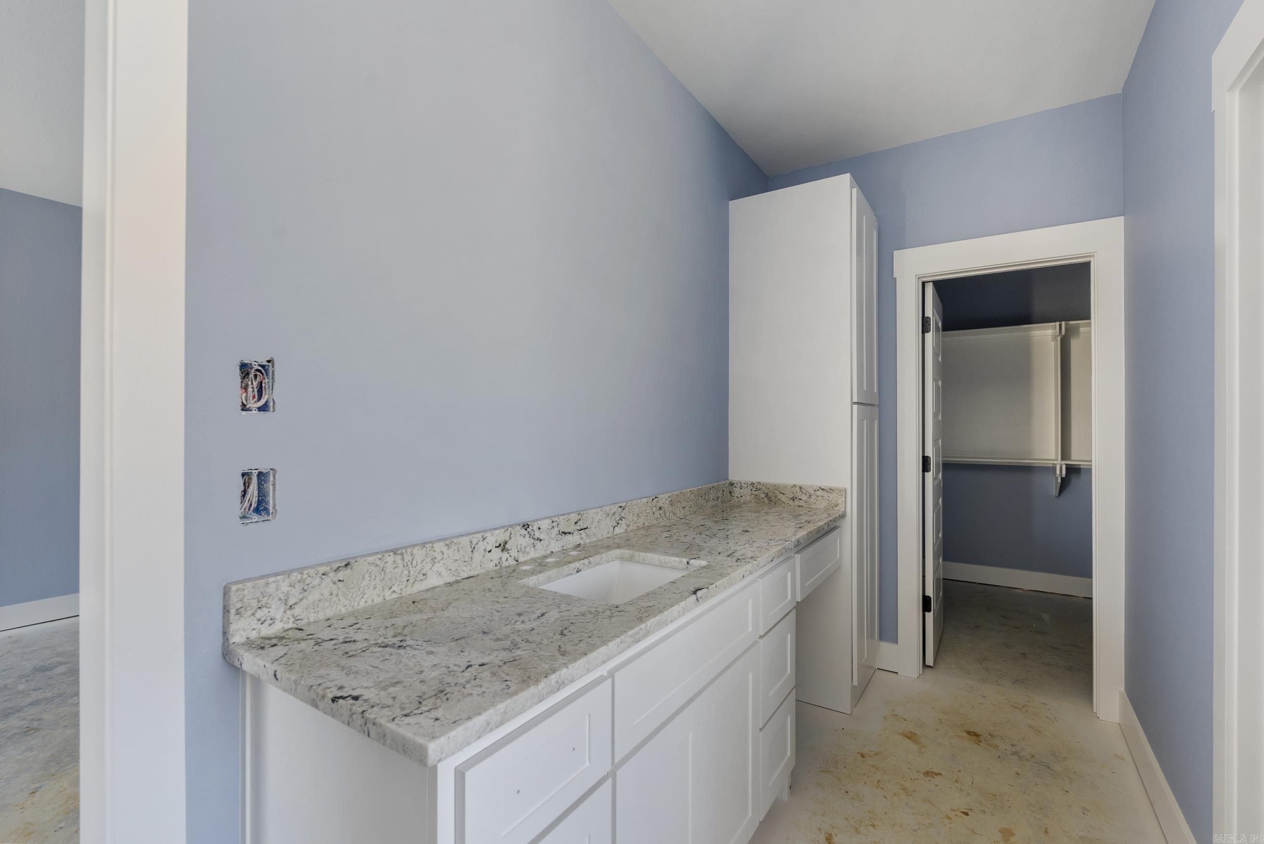 SADDLE BROOK ESTATES - Residential