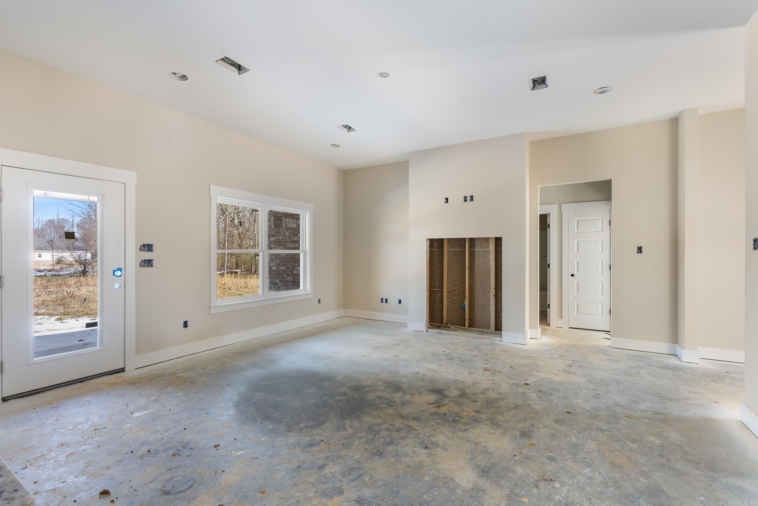 SADDLE BROOK ESTATES - Residential