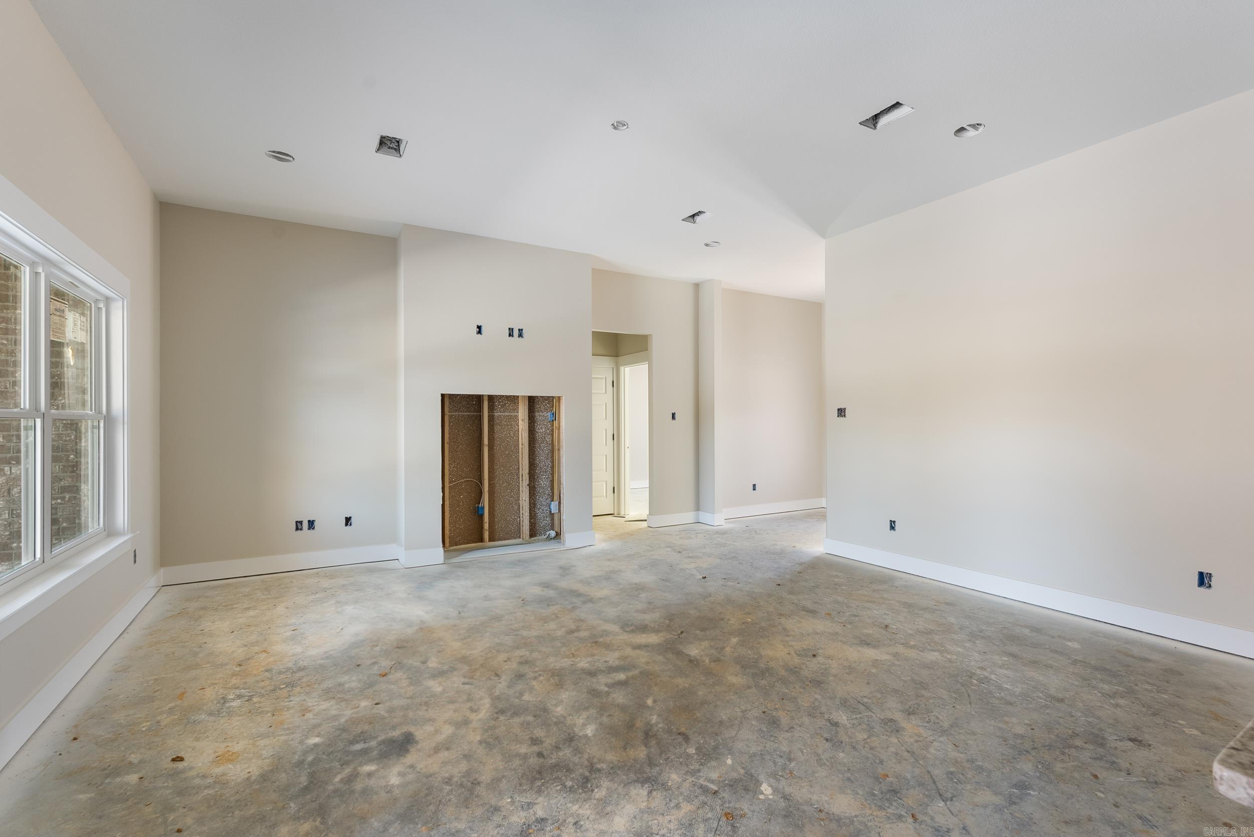 SADDLE BROOK ESTATES - Residential