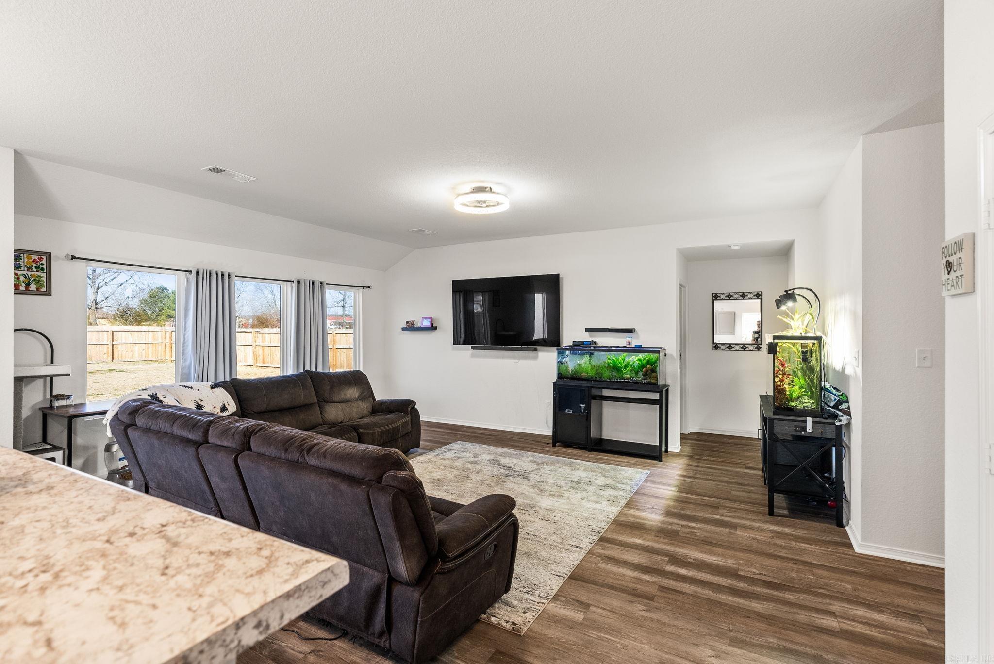 HILL FARM - Residential