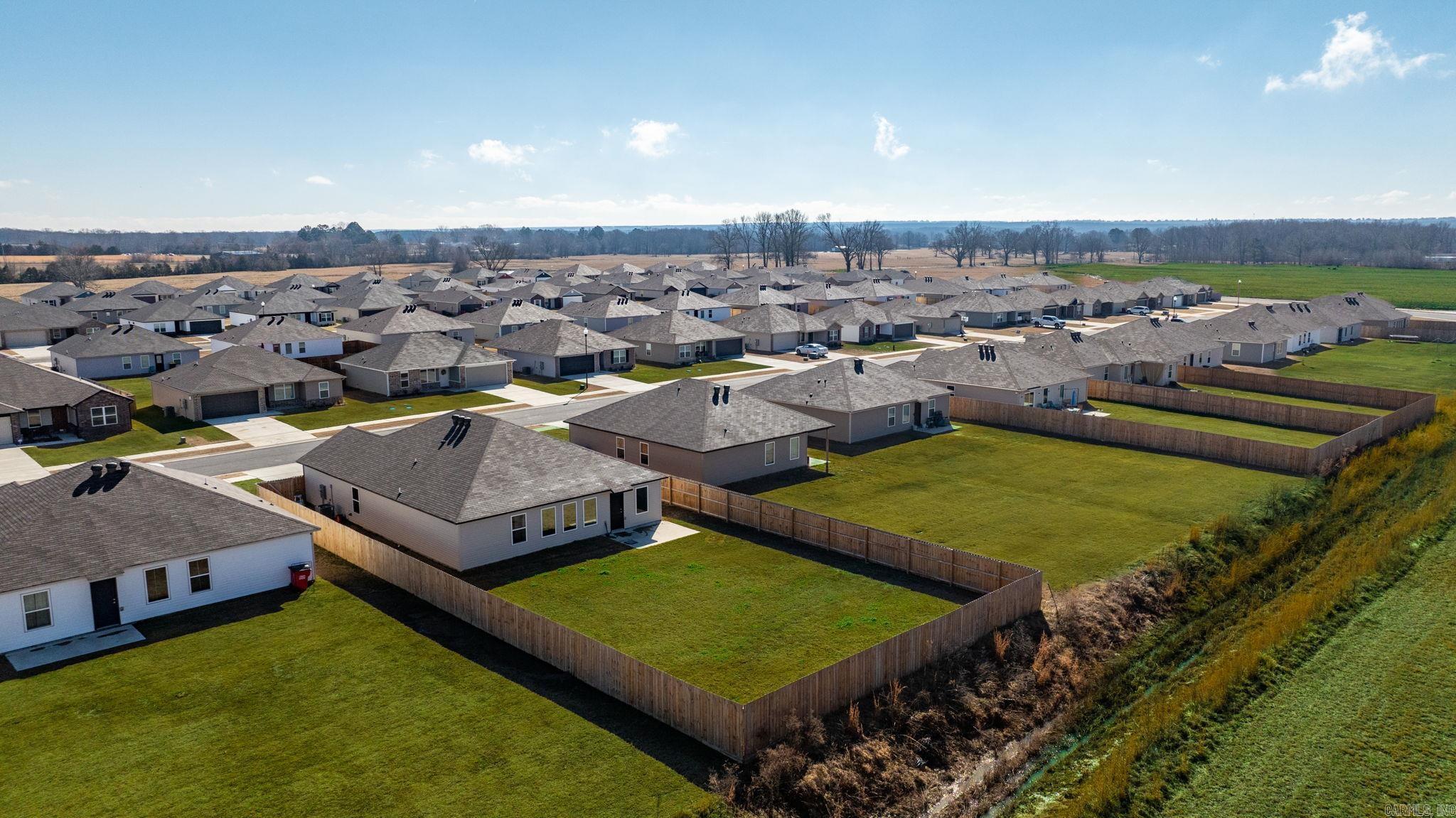 HILL FARM - Residential