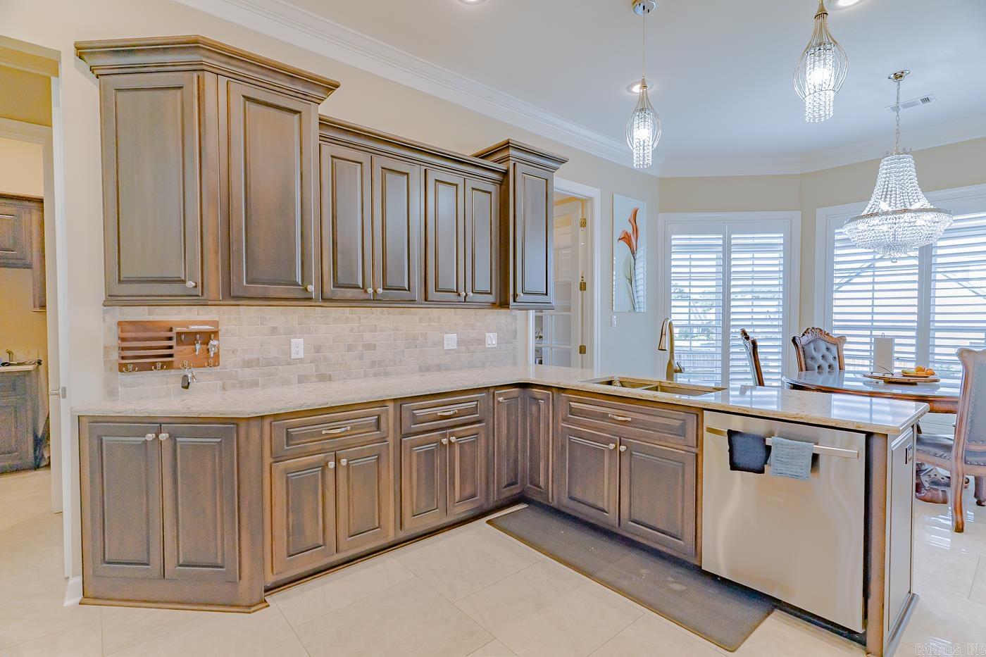 BARRINGTON PARK - Residential