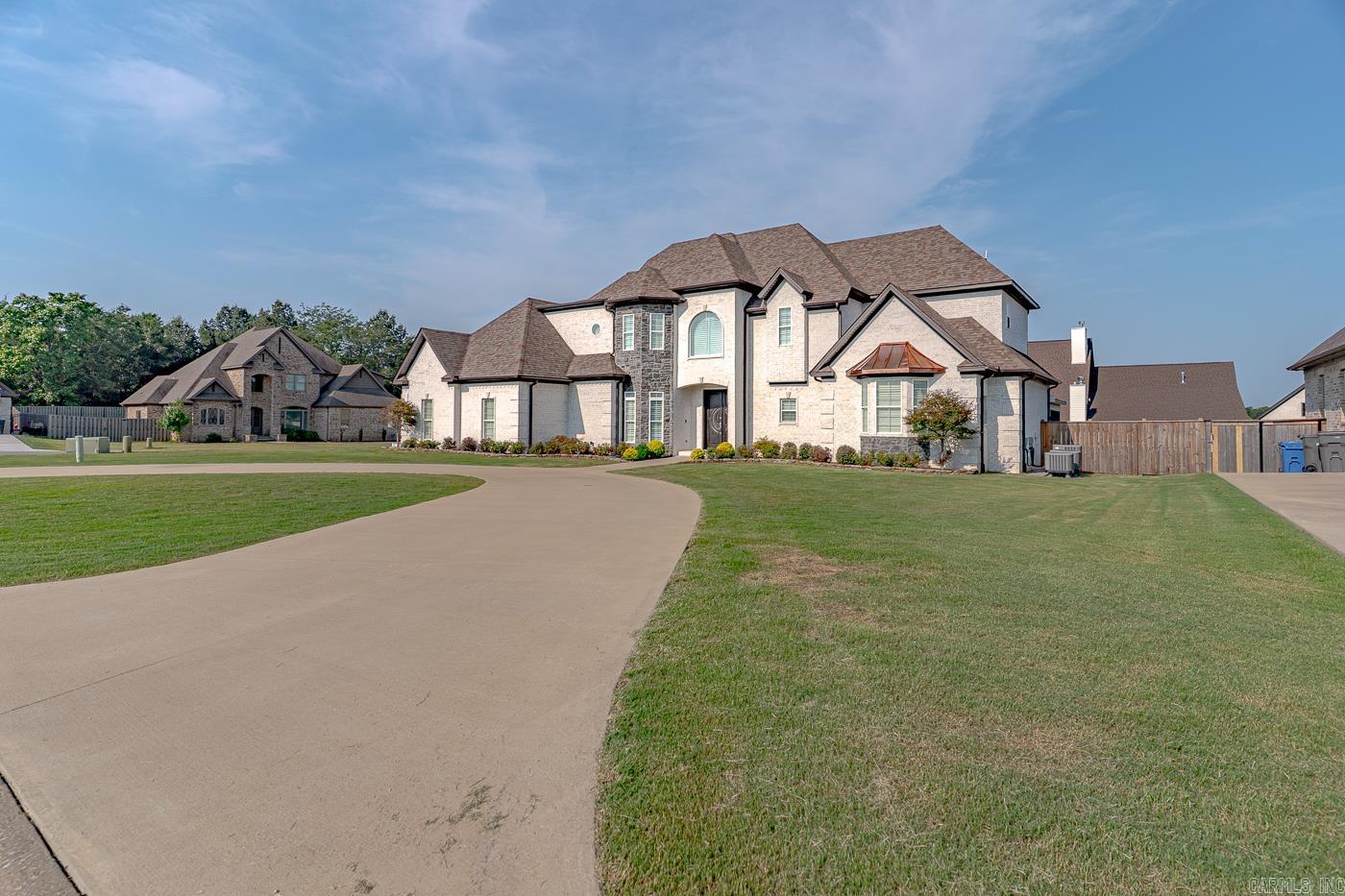 BARRINGTON PARK - Residential