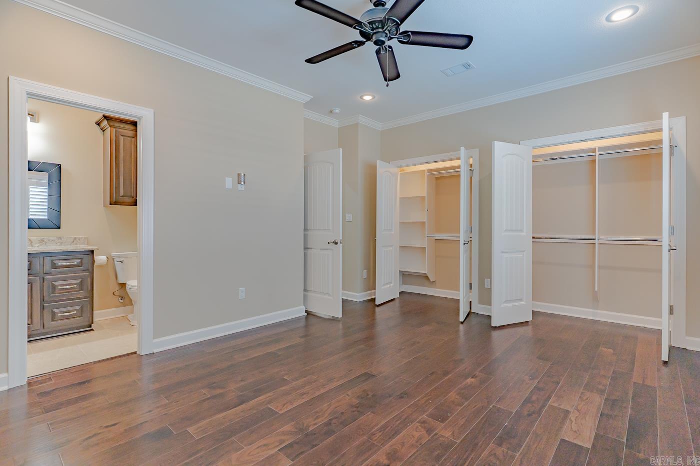 BARRINGTON PARK - Residential