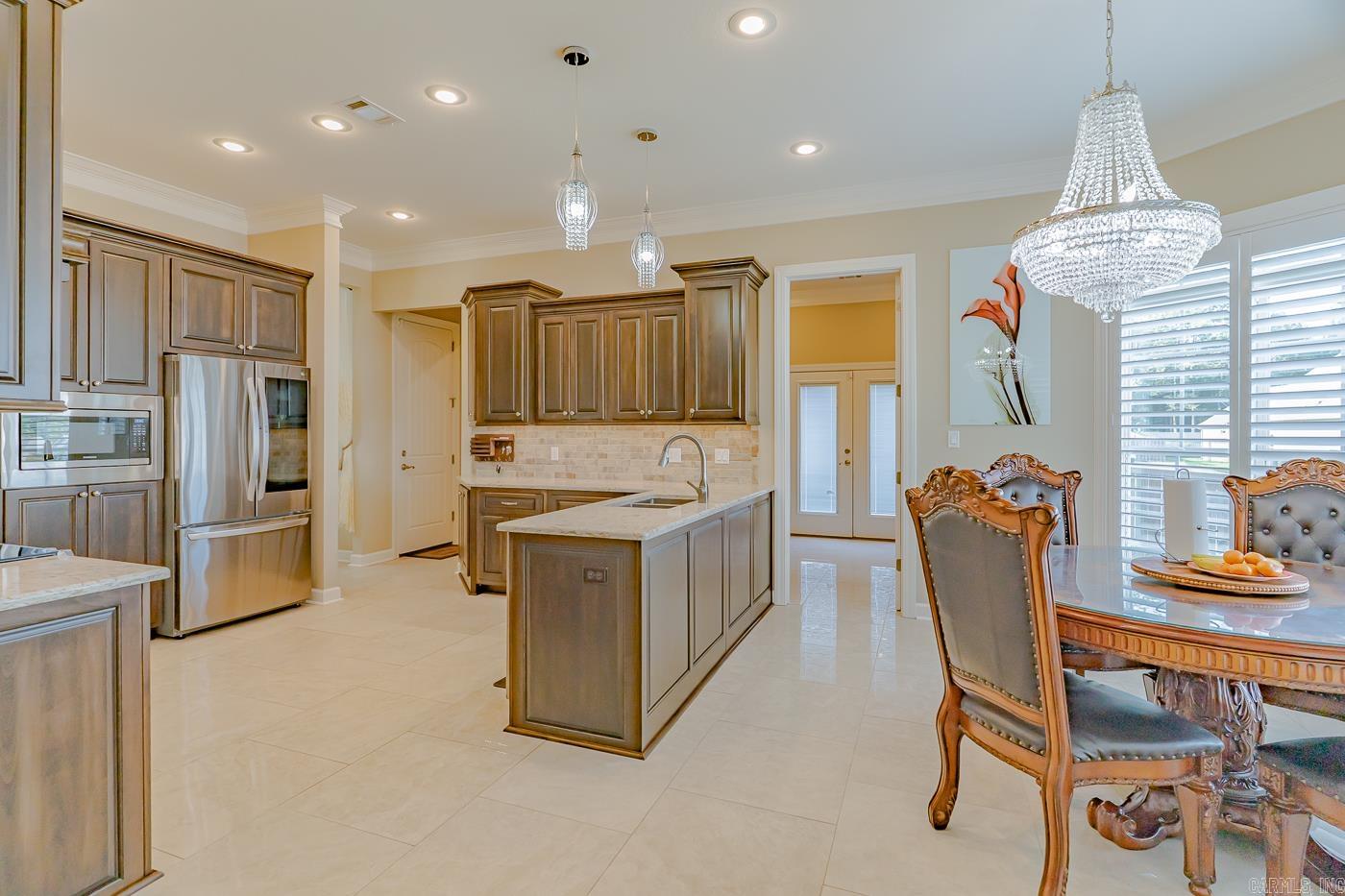 BARRINGTON PARK - Residential