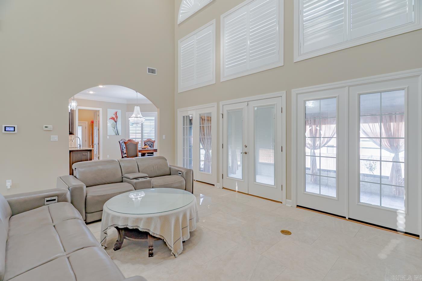 BARRINGTON PARK - Residential