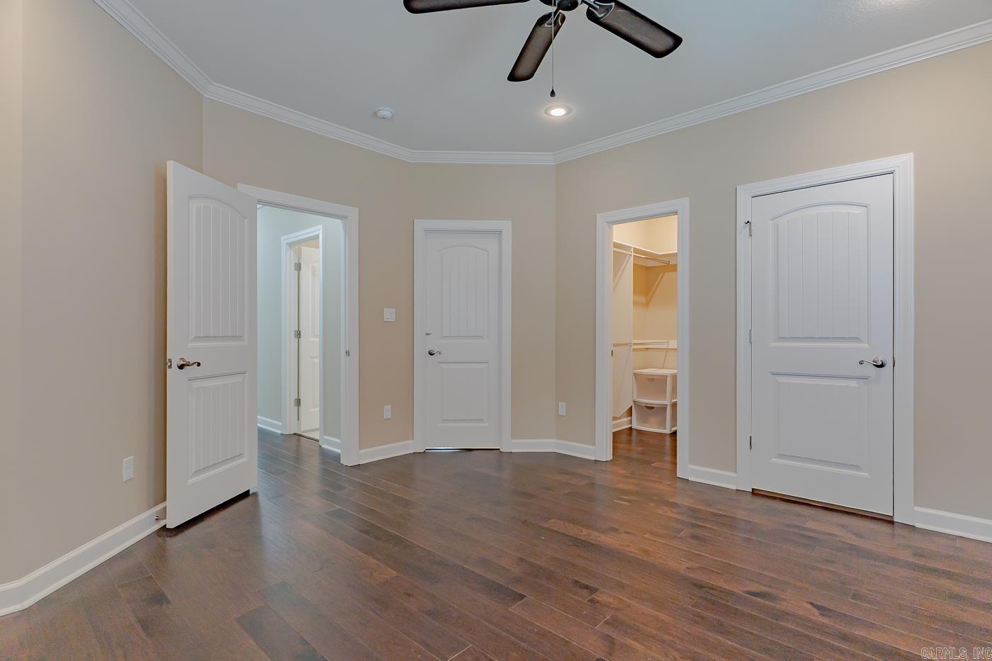 BARRINGTON PARK - Residential