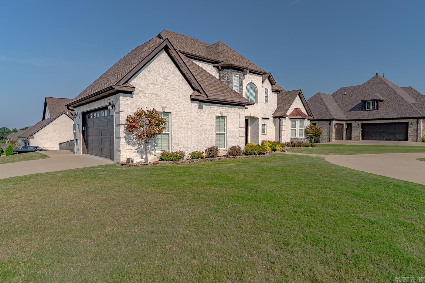 BARRINGTON PARK - Residential