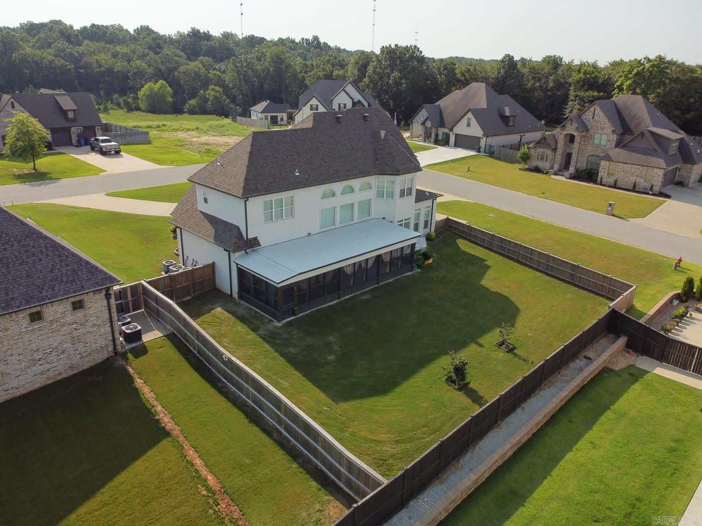 BARRINGTON PARK - Residential